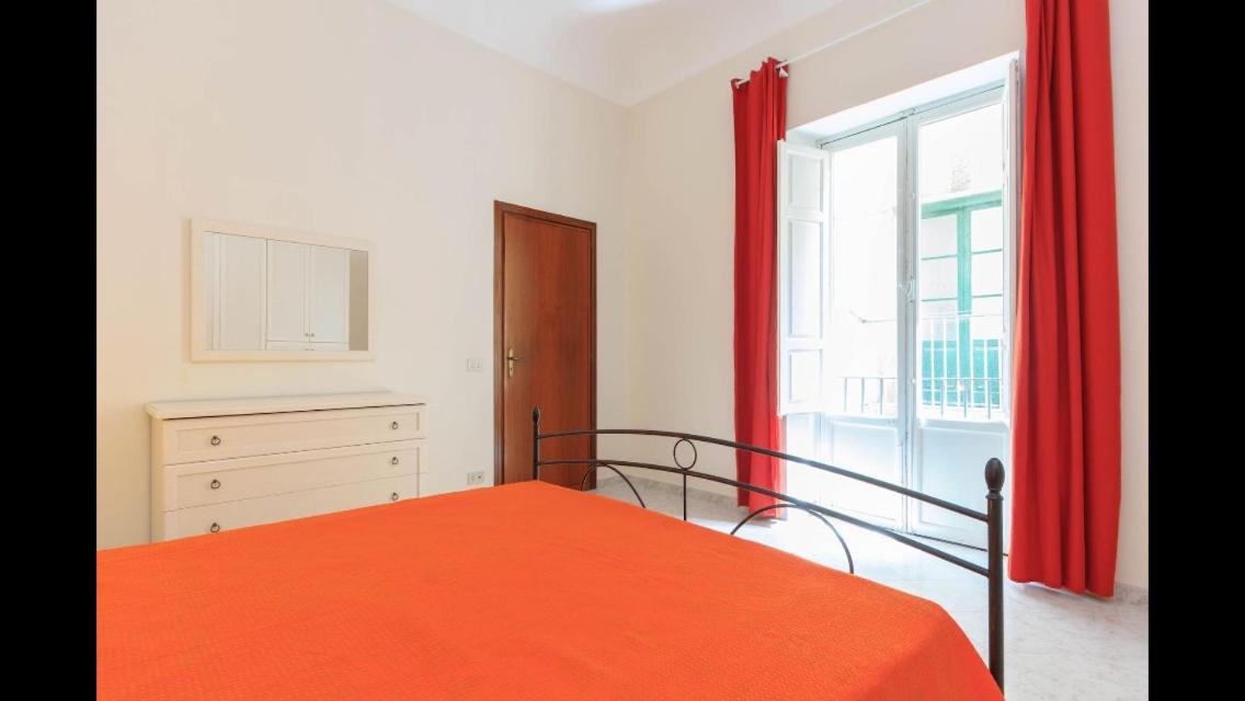 Spacious modern and cozy apartment view 4