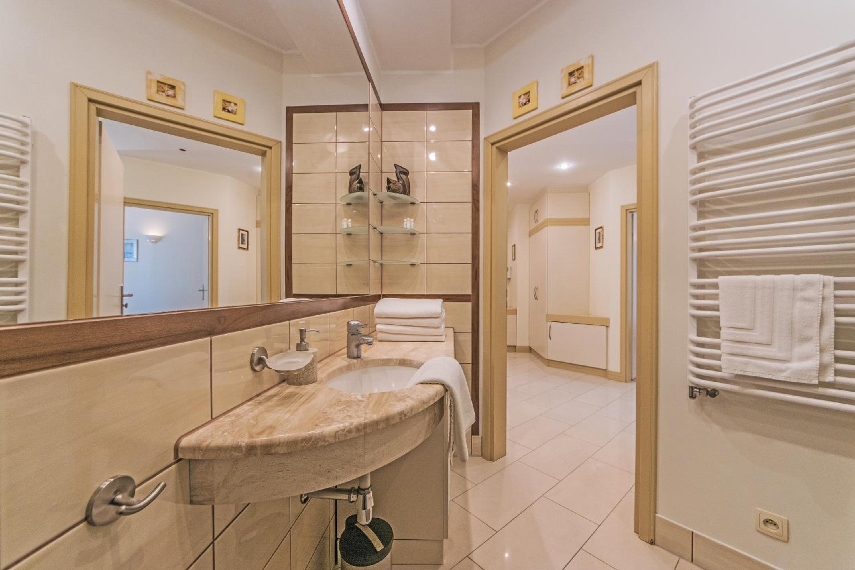 Apartamenty House Managers - Złota Gracja