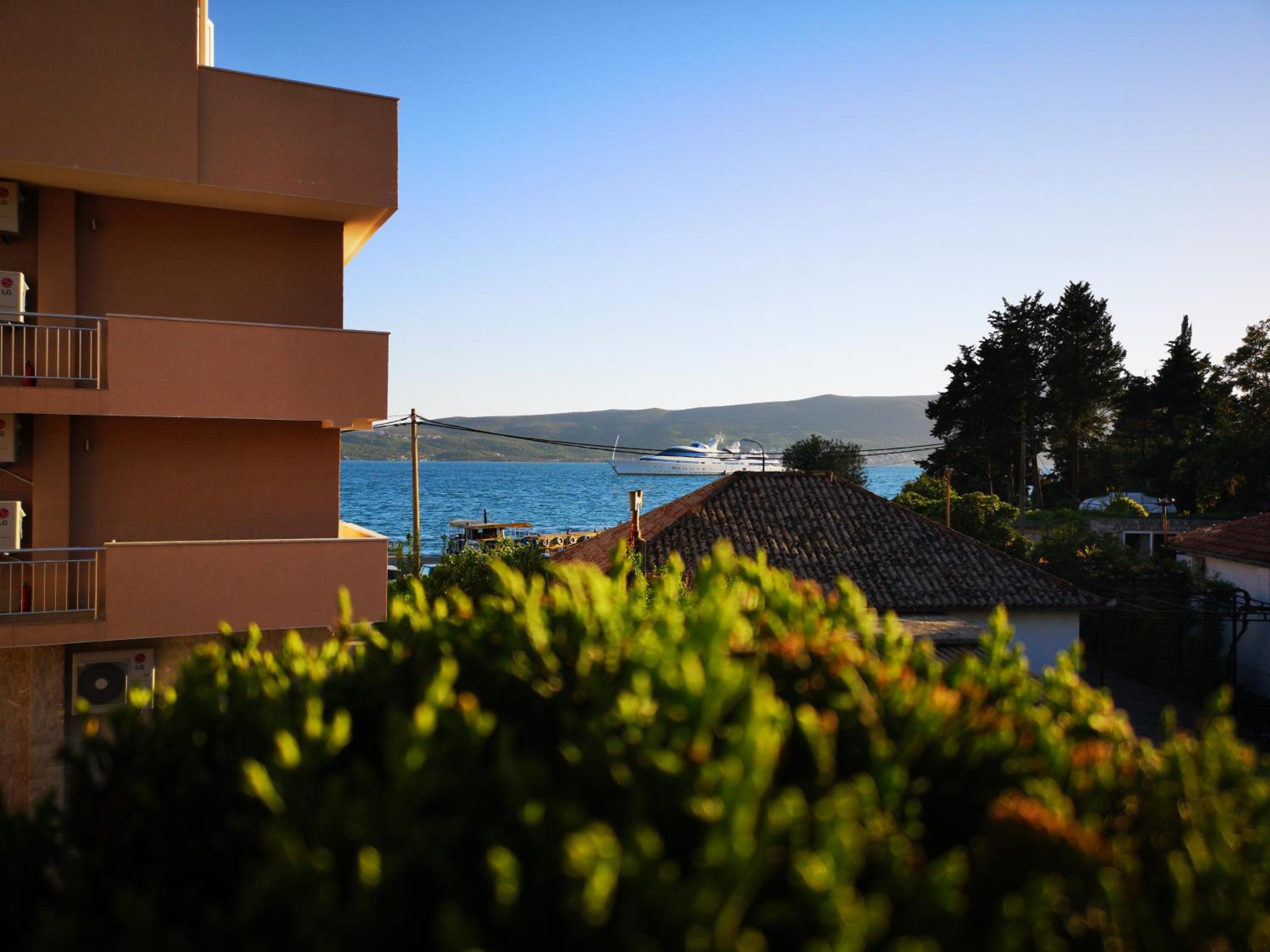 Apartments Tivat view 4