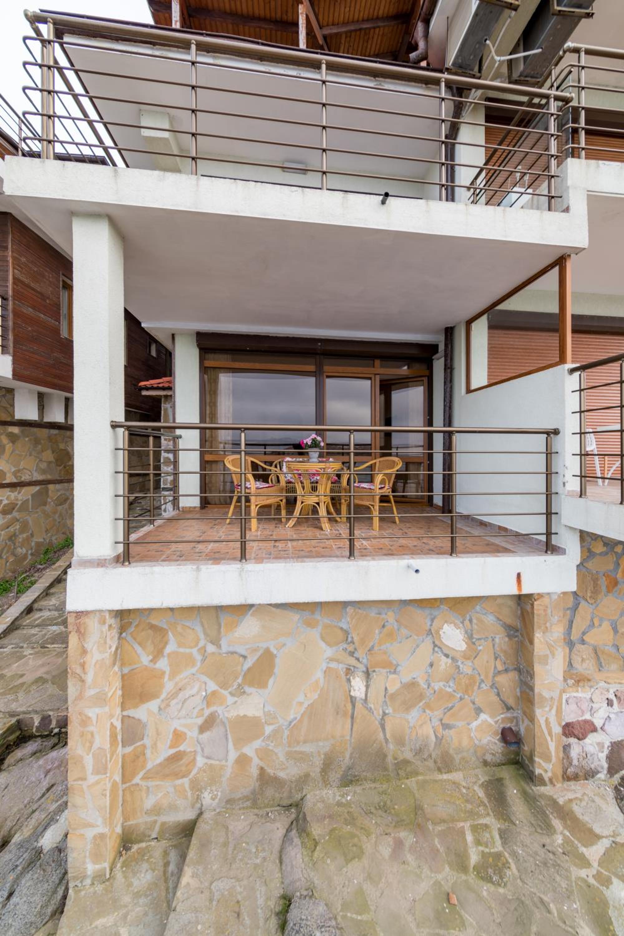 Sozopol Seaside Apartment view 3