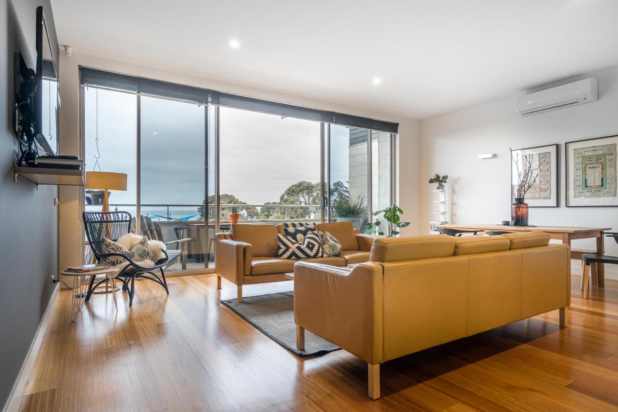 Aquabelle Apartments