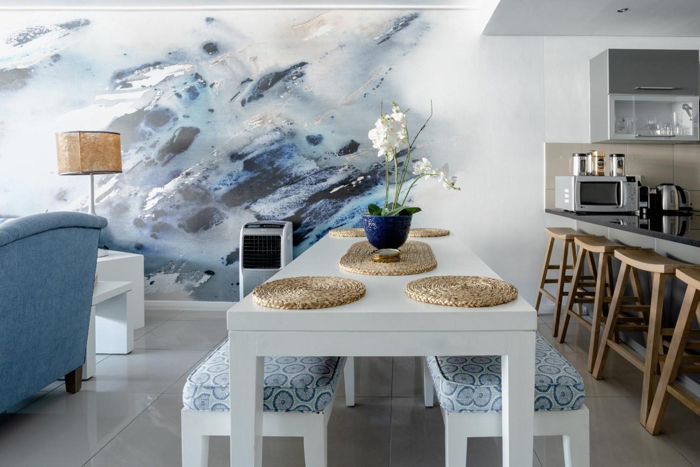 Luxury City Apartment with Mountain Views
