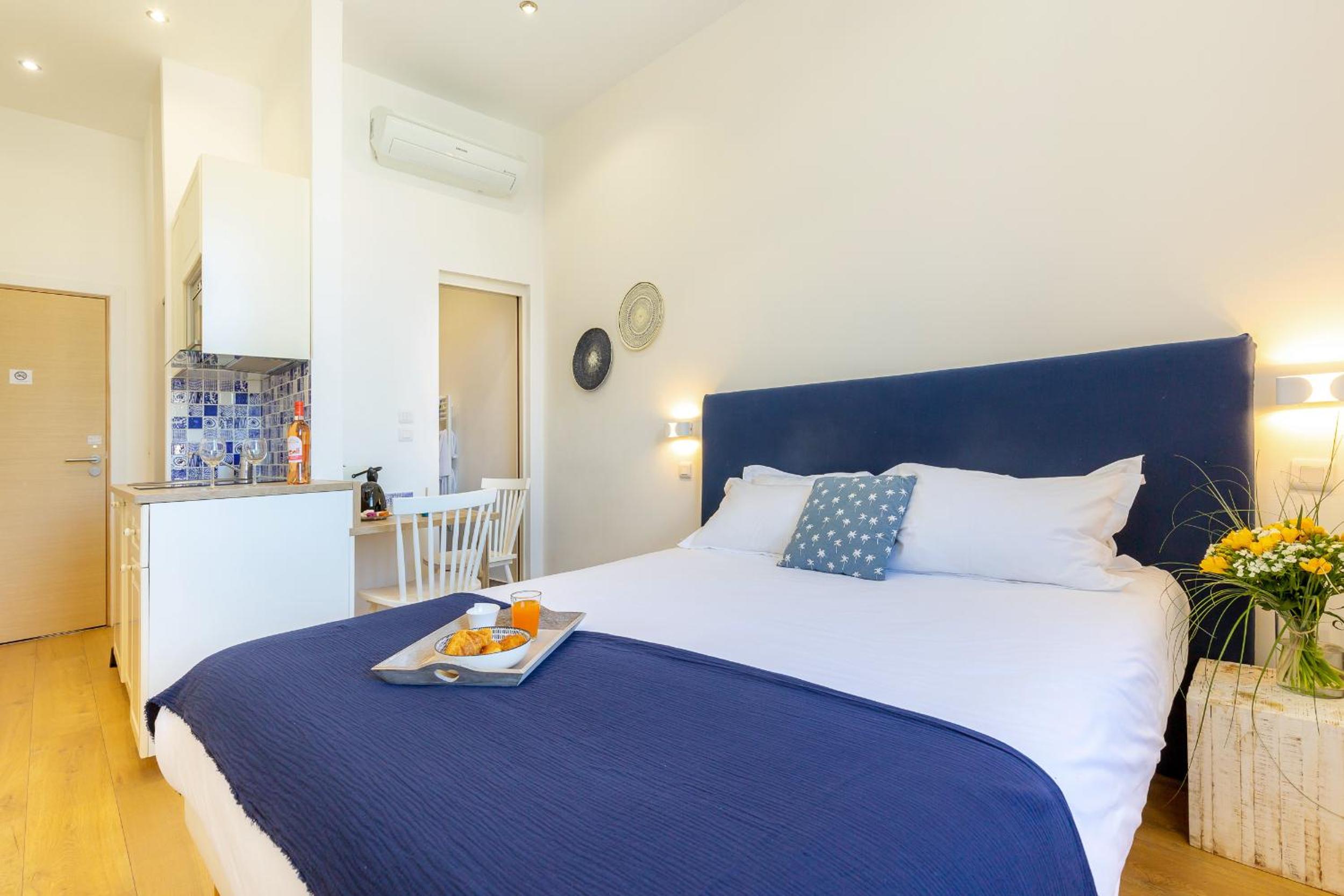 Breteuil – Apartment at the Old Port