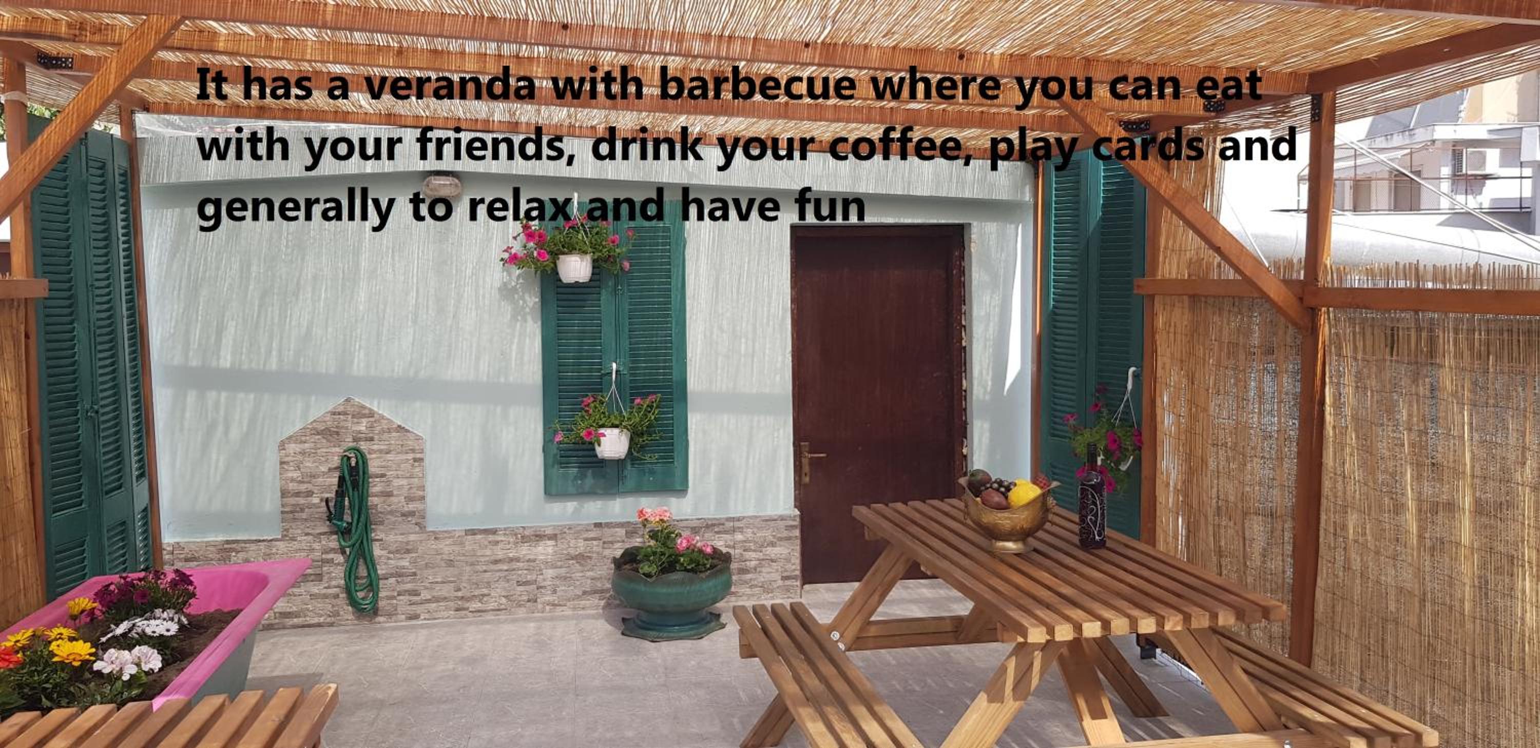 City's Center Lux. Apt. for 4 persons and BBQ view 4