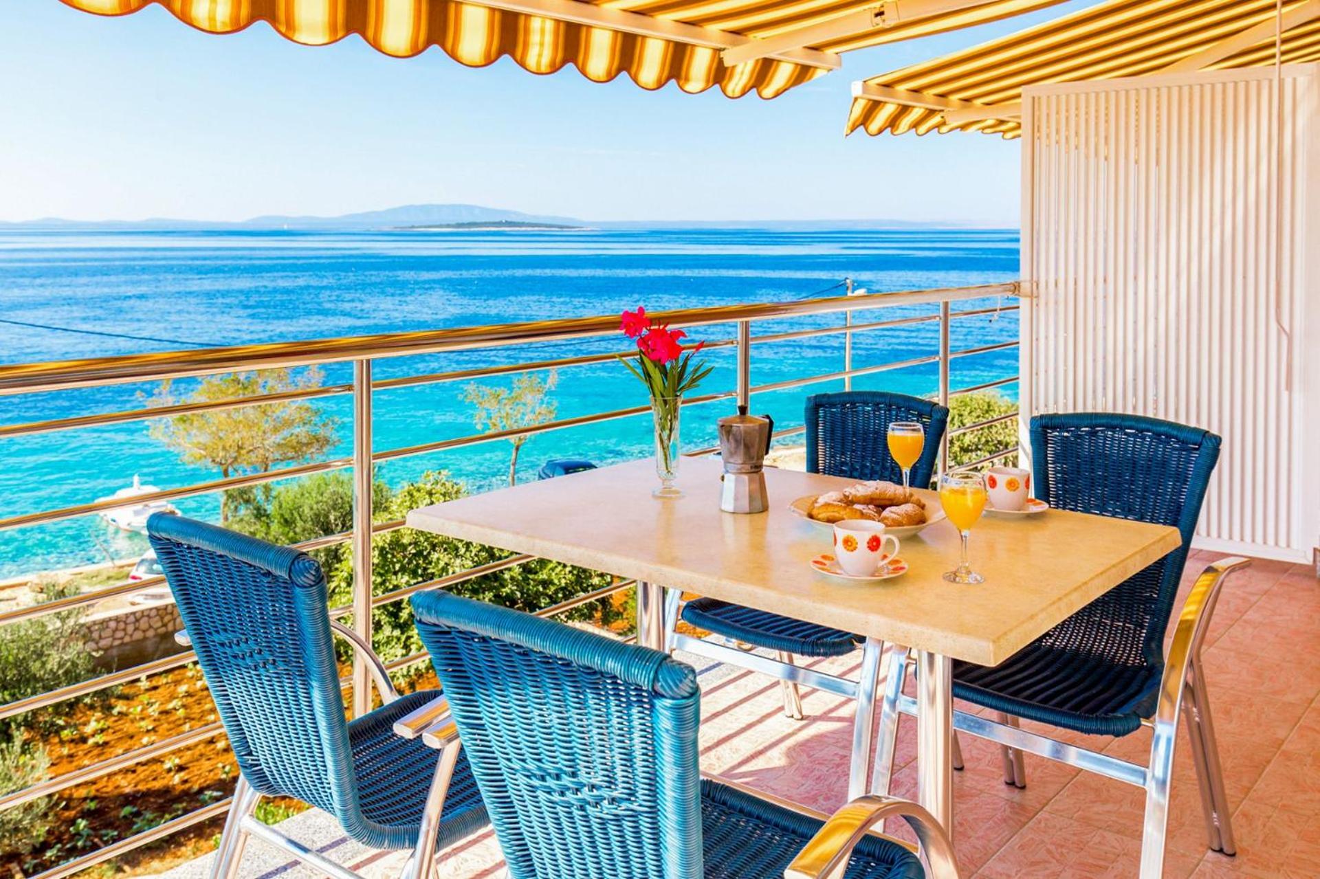 Apartments Ivan - 15 m from beach view 4