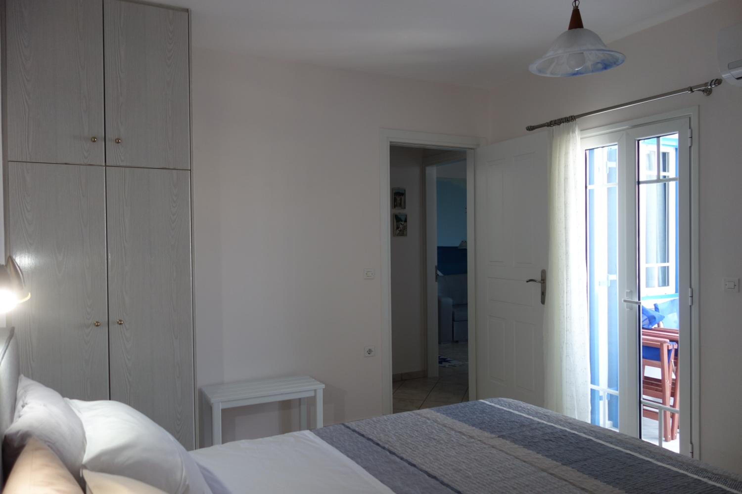 Noe Rooms
