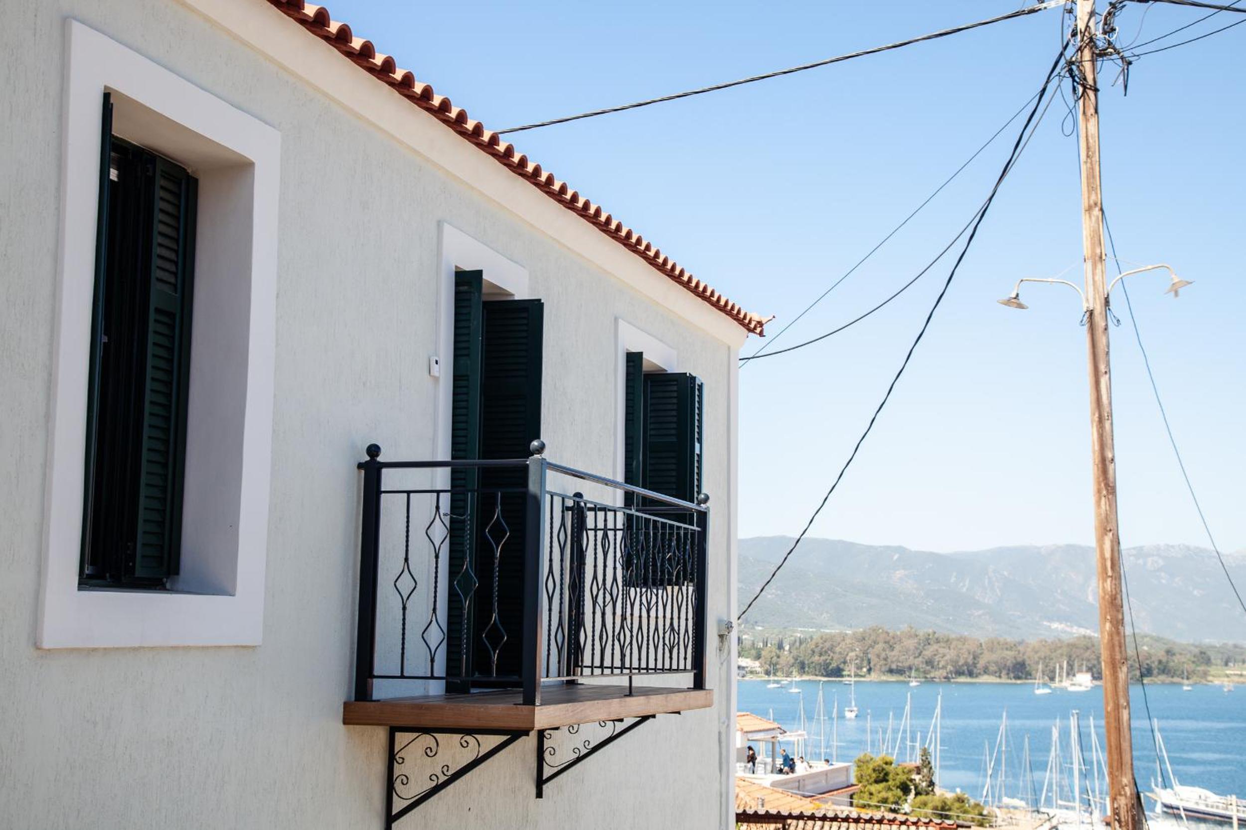 Villa @ Poros view 3
