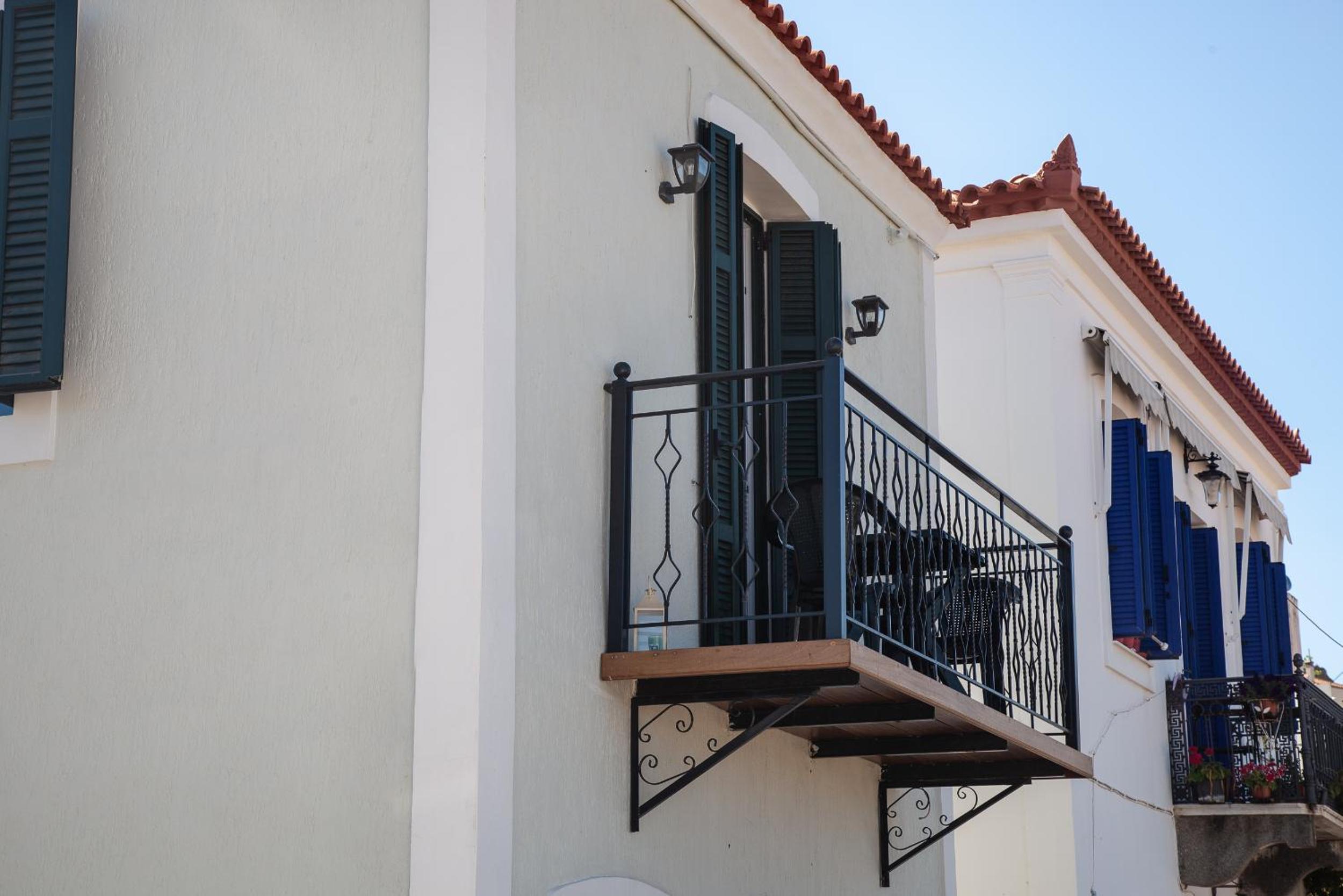 Villa @ Poros view 2