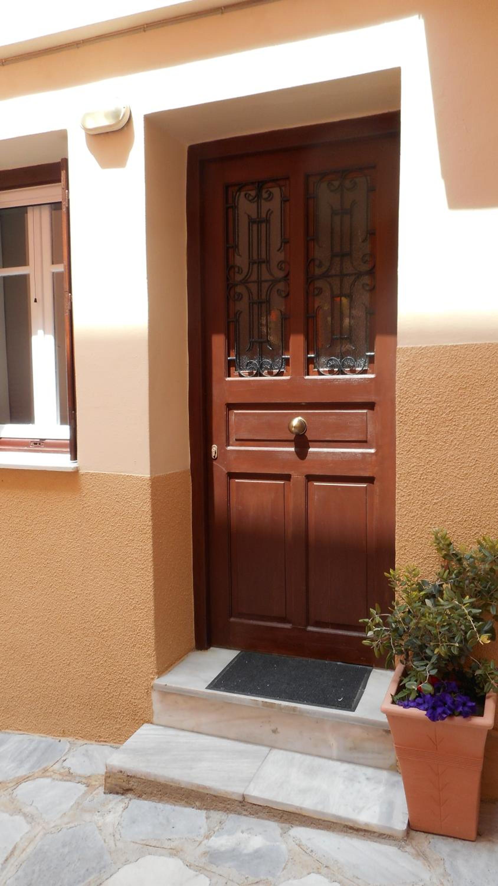 Elegant and Comfortable Apartment in the City Center photo 5