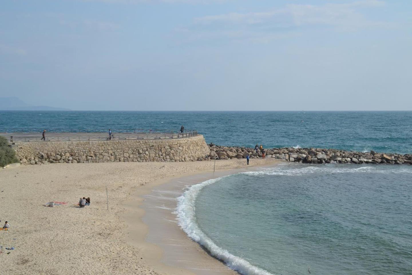 Antibes Vacances view 4
