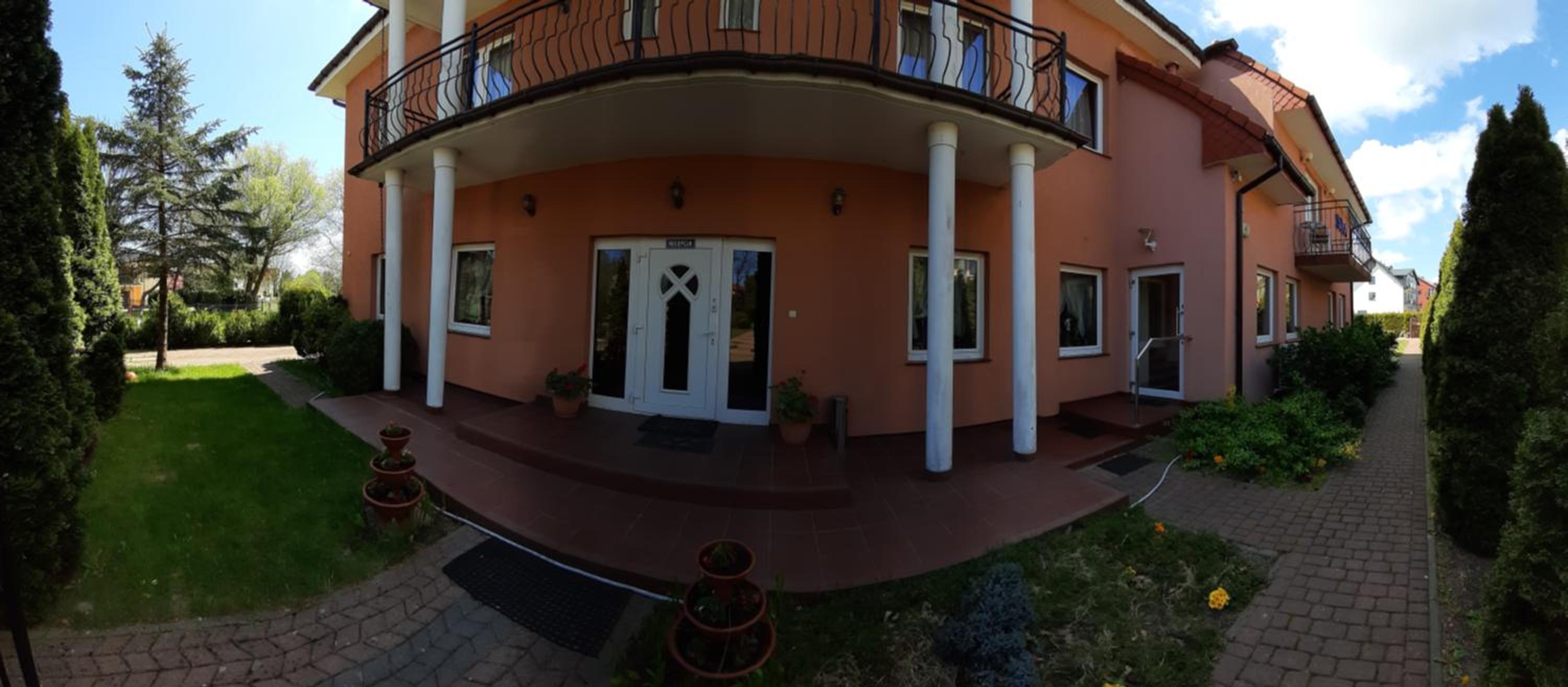 Photo 48