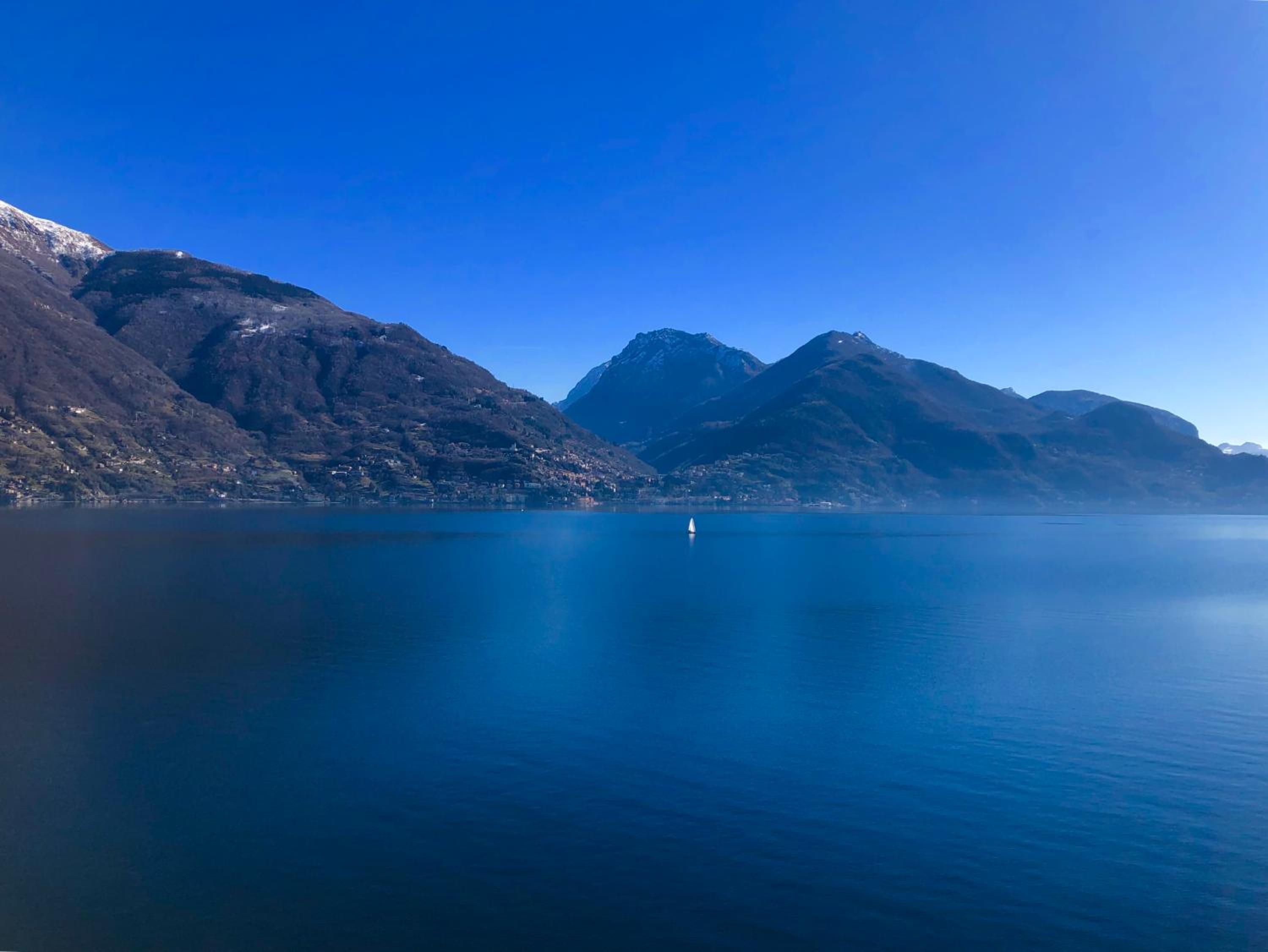 Unique house directly on Lake Como photo 2