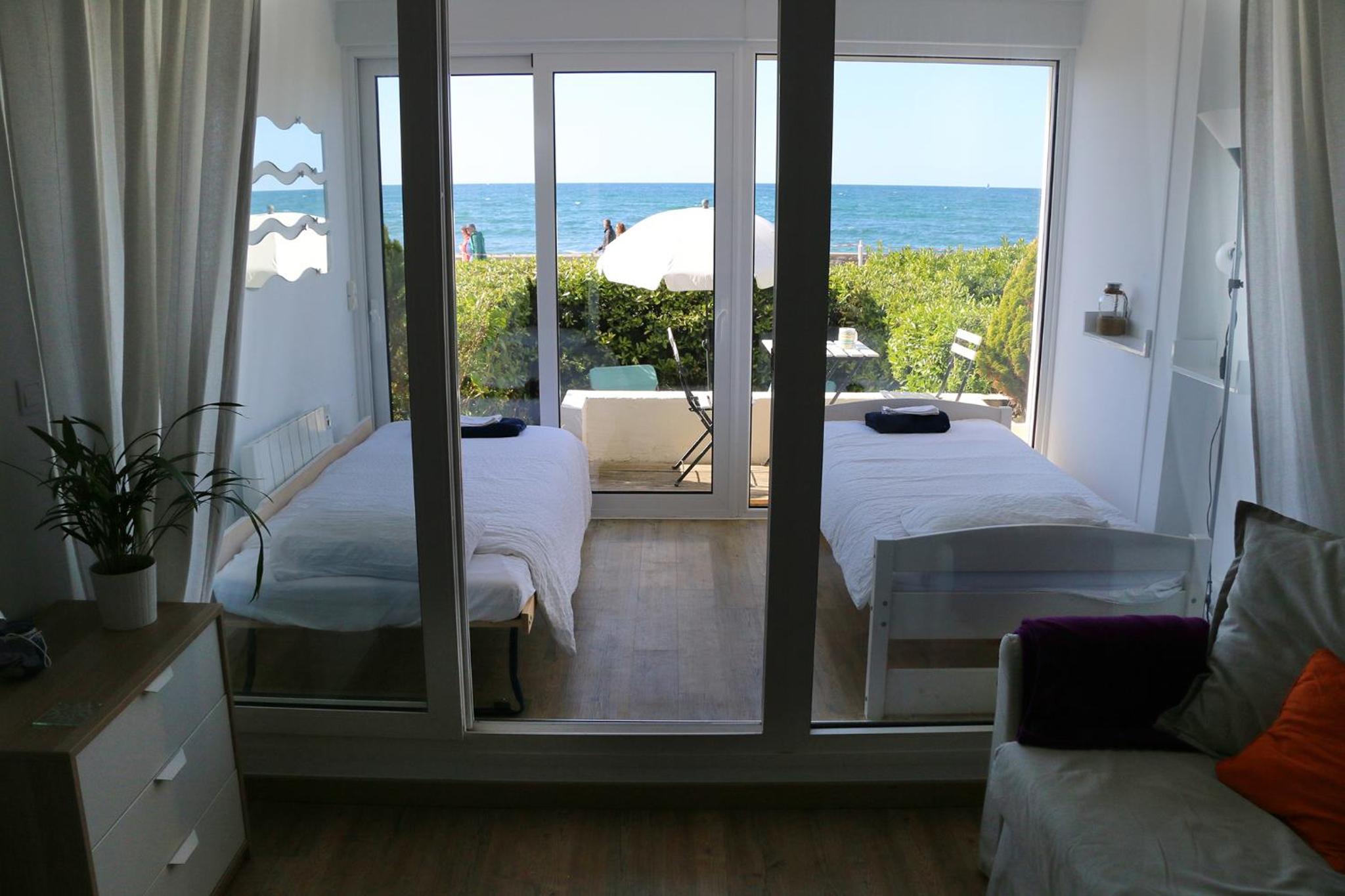 Hendaye Beach Studio, front de mer avec parking privé