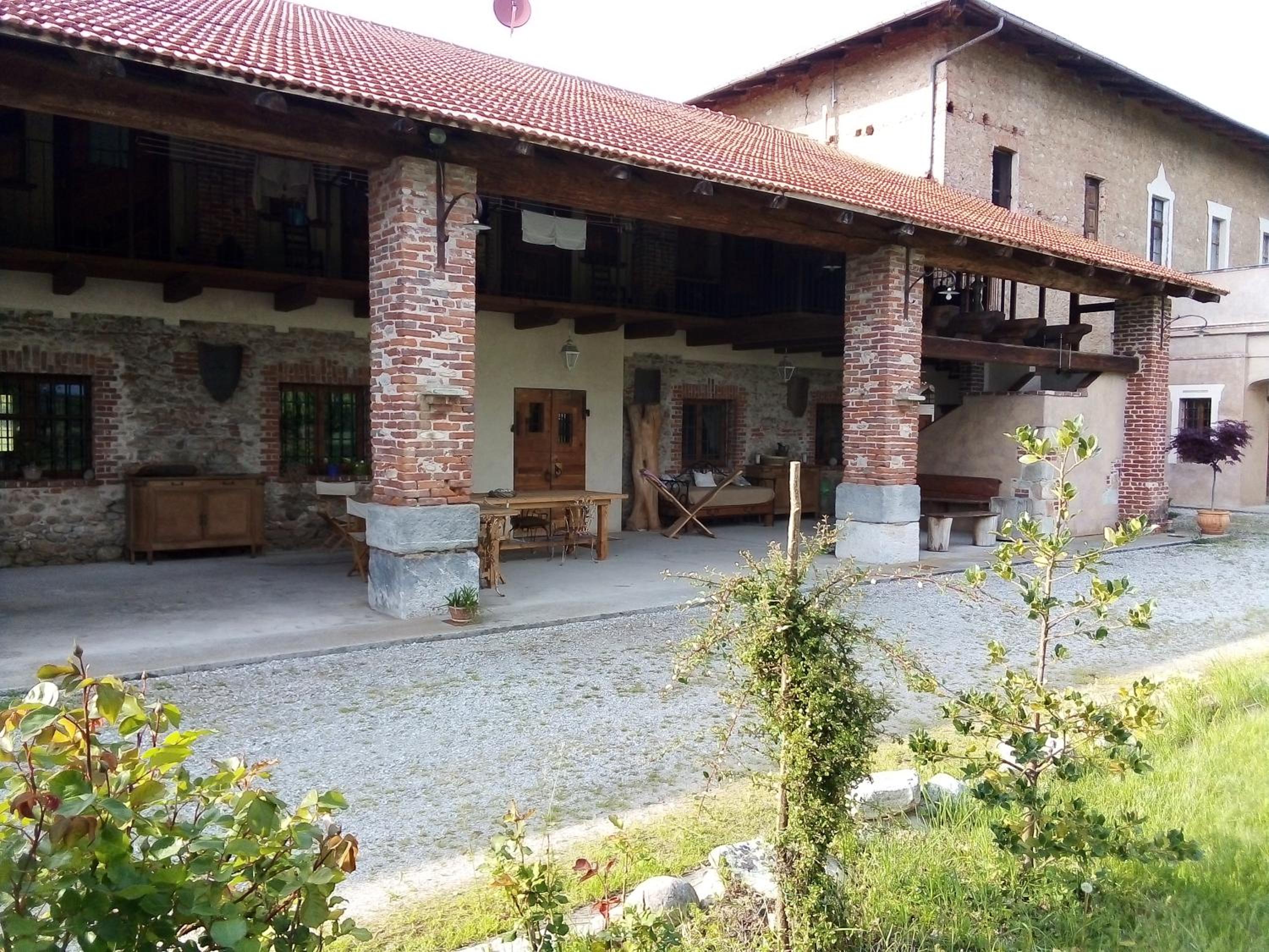 Photo 6