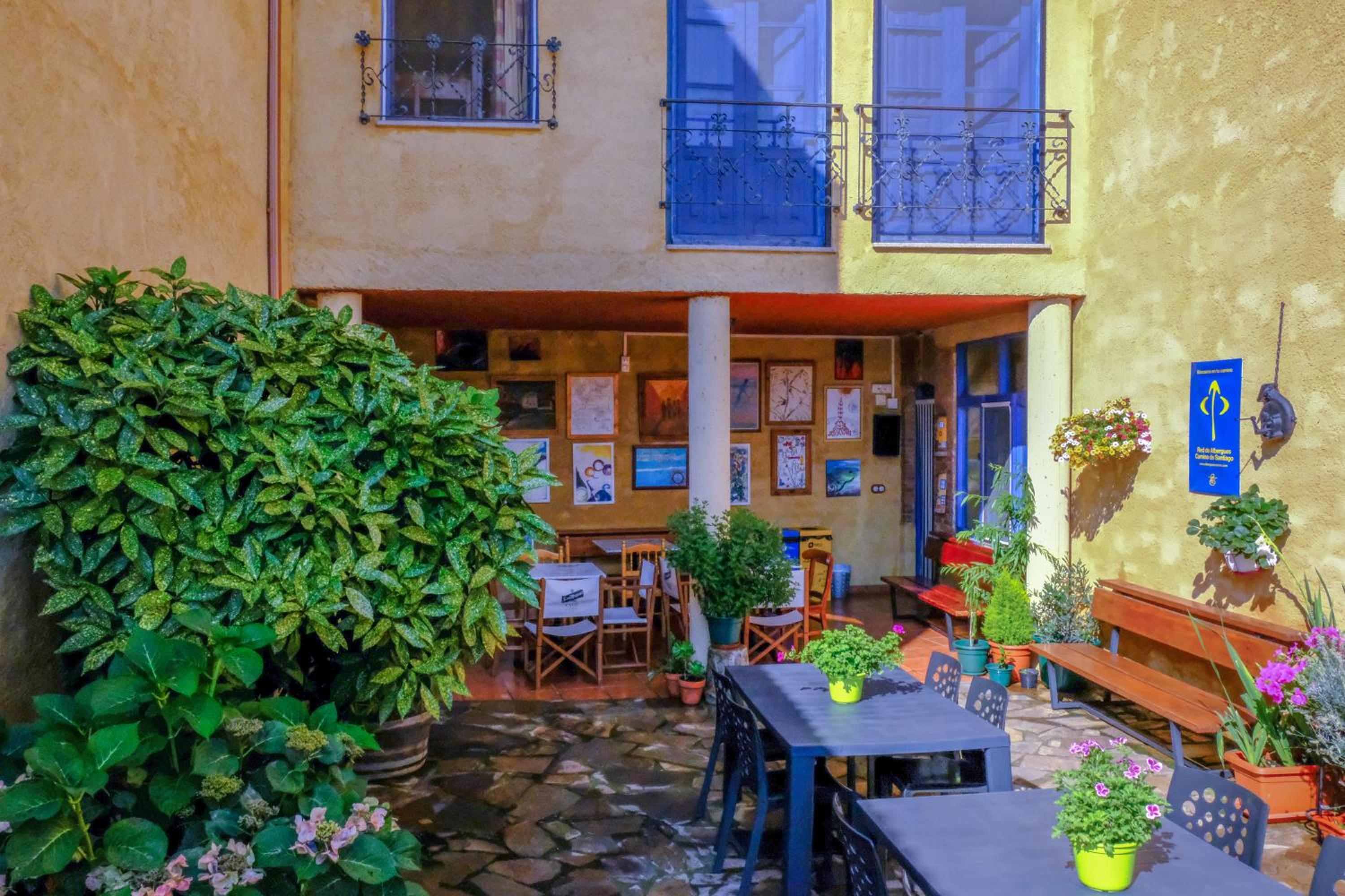 Albergue San Miguel - Sólo para Peregrinos view 5