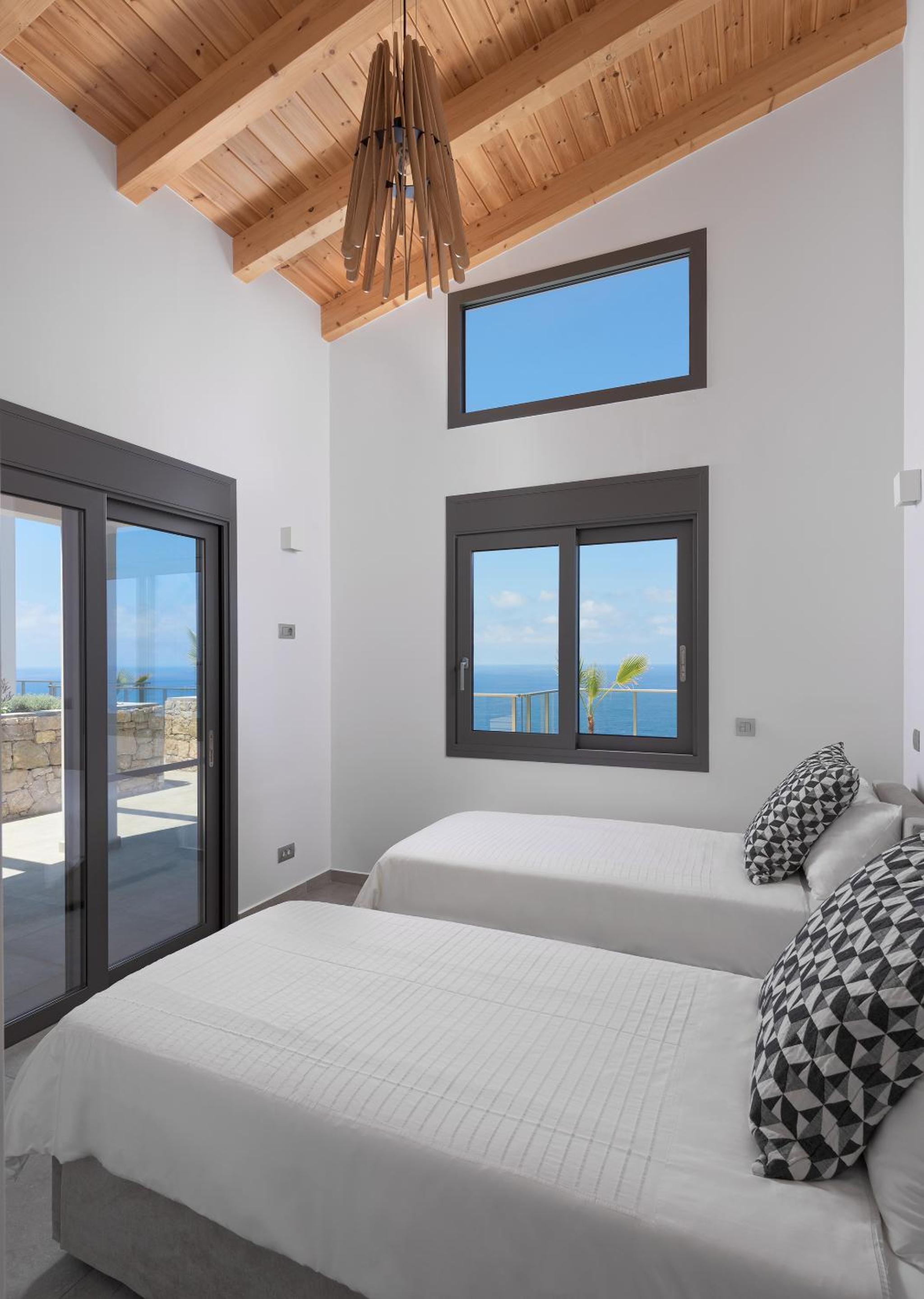Kathisma Bay Villas - Luxury Villas- Villa Oceanos