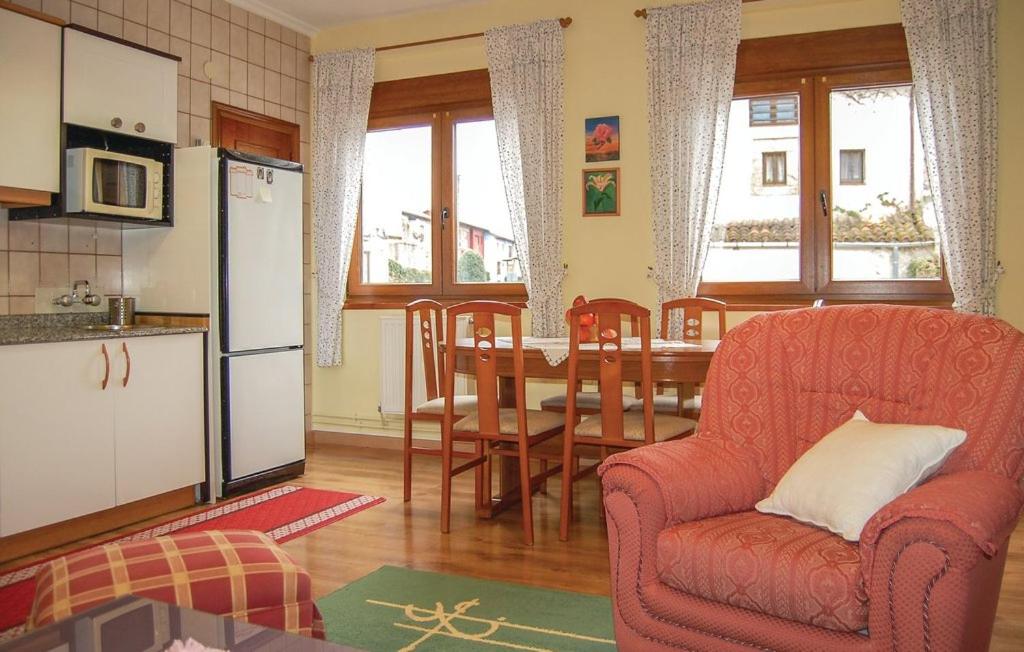 Casa Montse - Derecha photo 4