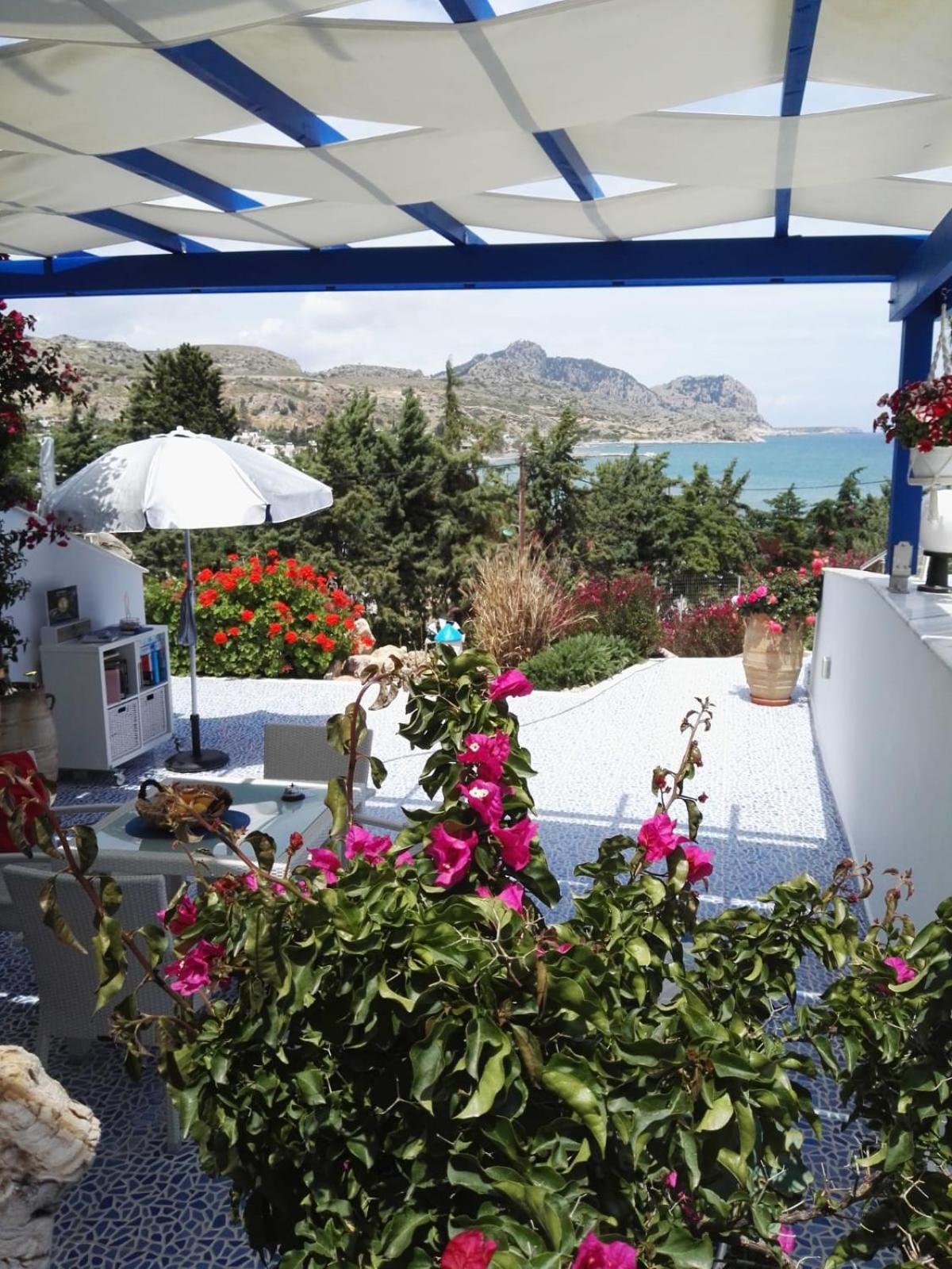 Bouganville Studios Stegna