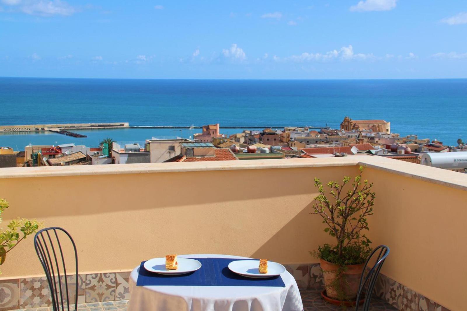 B&B SICILIA view 3