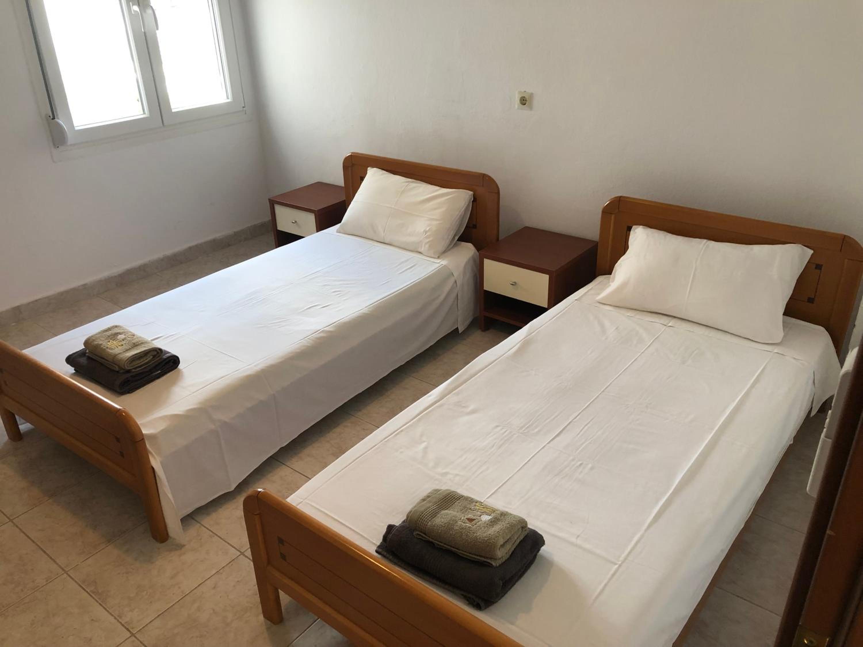 Irida Apartments