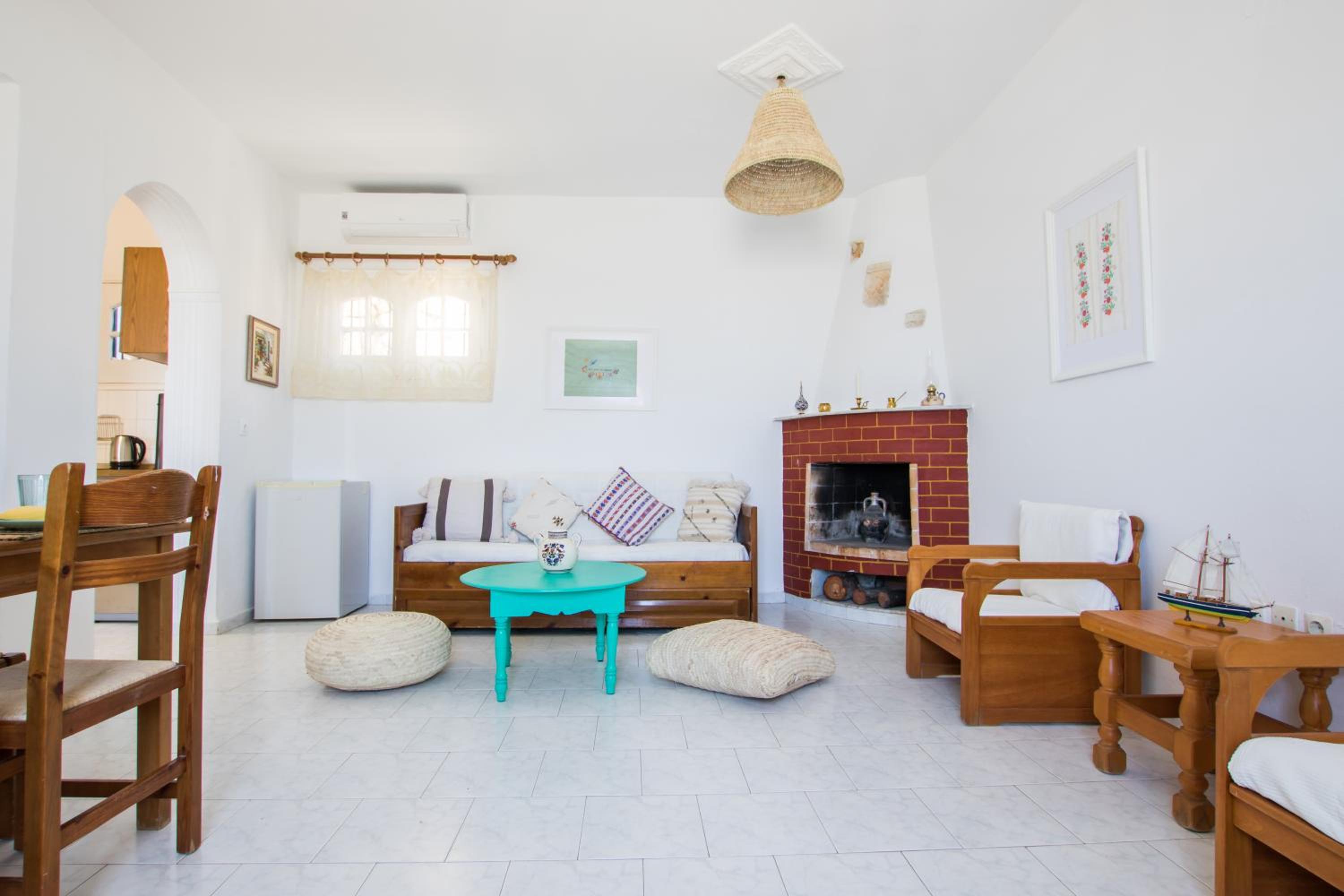 Salla Chiotis photo 4