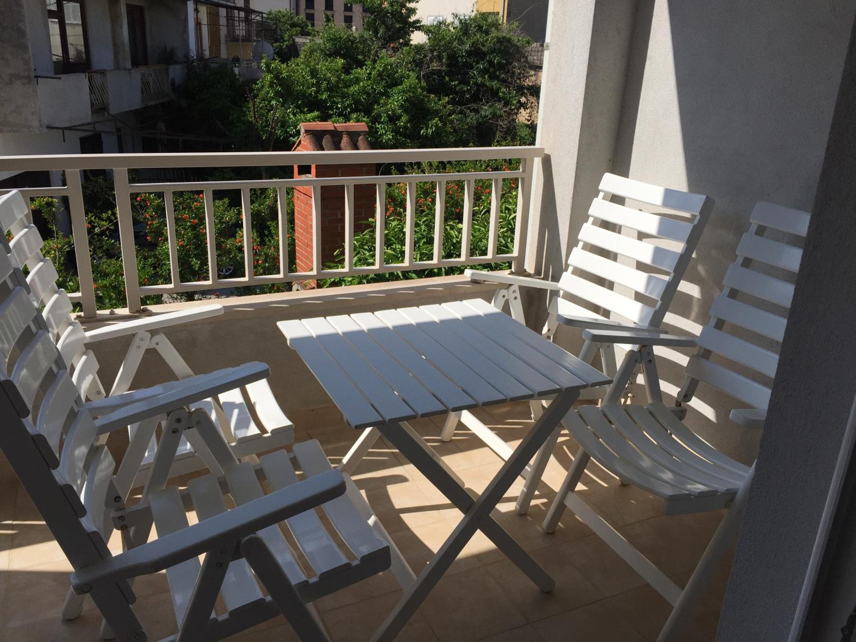 jakov view 3