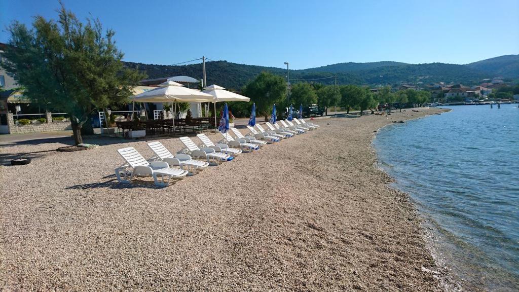 sunny holiday view 2
