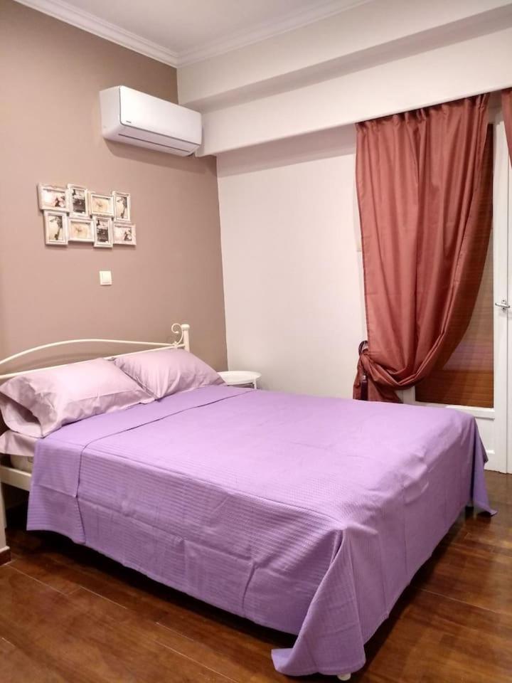 Athena's Home, Sunny Balcony 100m from Metro!