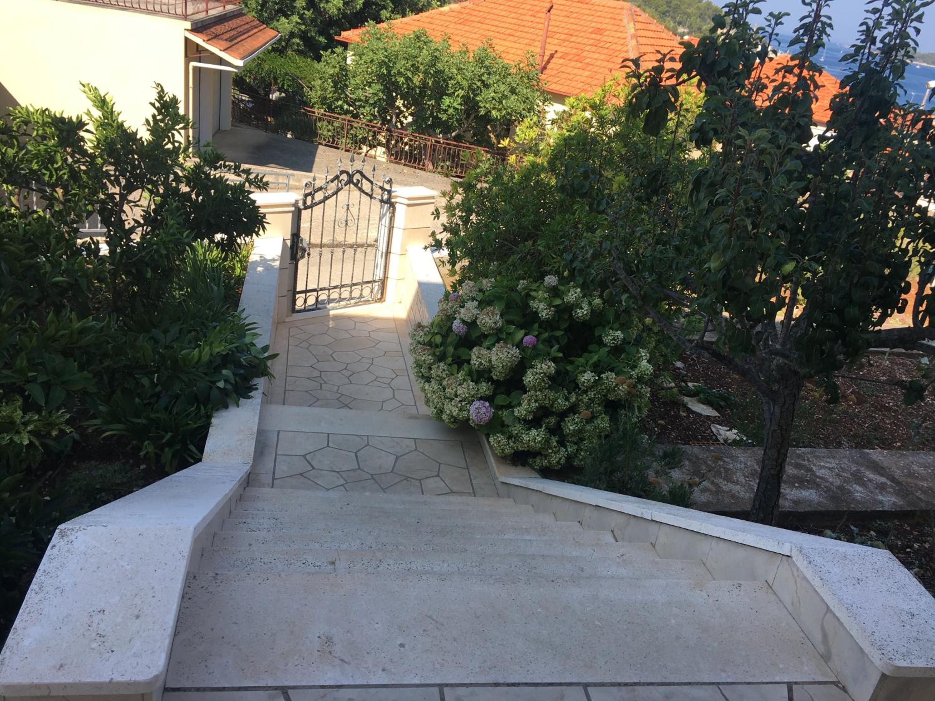 Apartments Vela Luka
