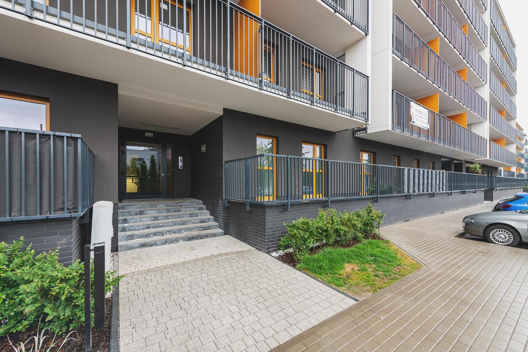 Airport Okecie Wagonowa Serviced Apartments view 4