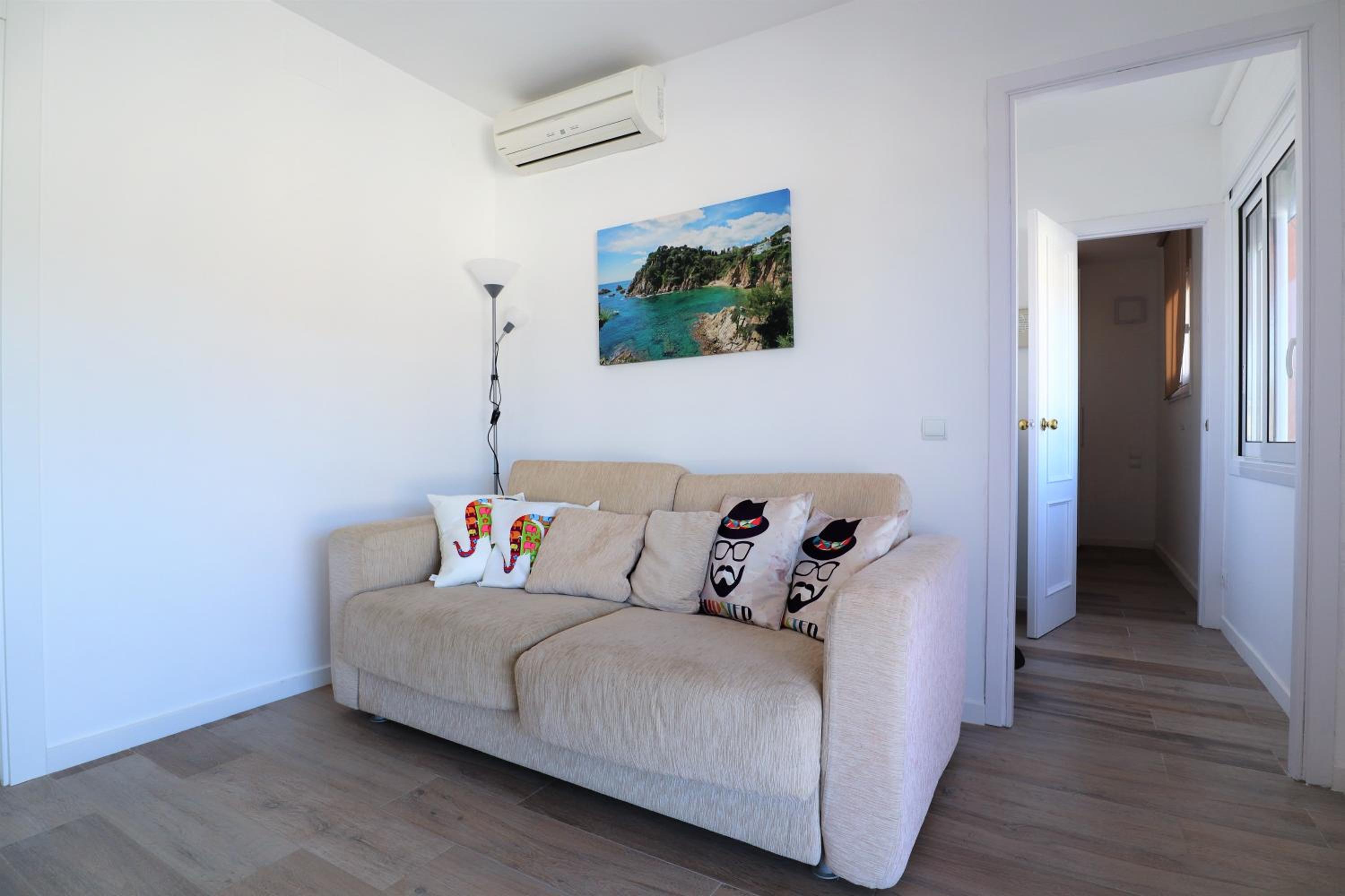 Ático Sant Antoni, apartamento céntrico 4 pax E20019 view 3