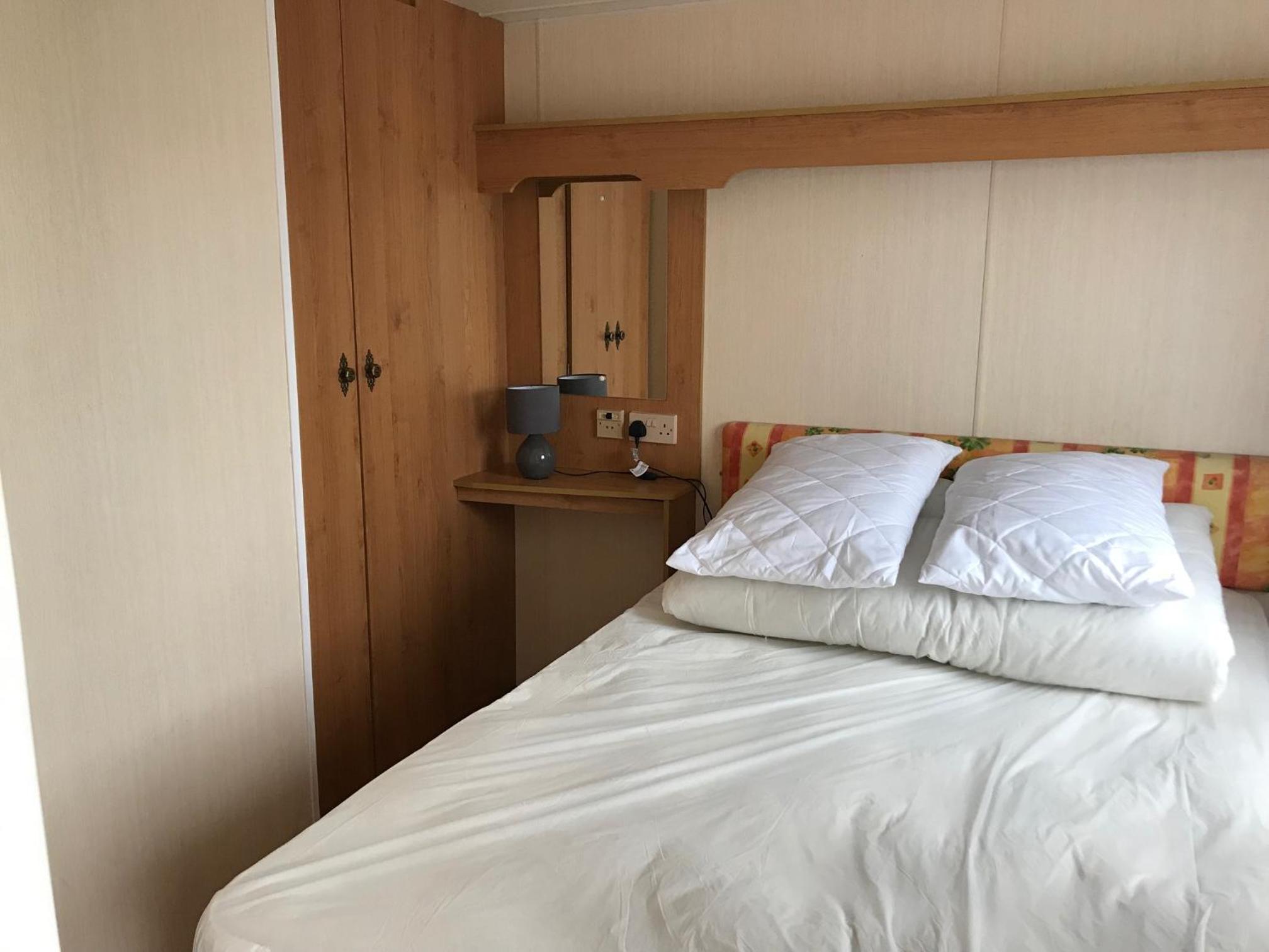 6 berth Golden sands (Torino) view 3