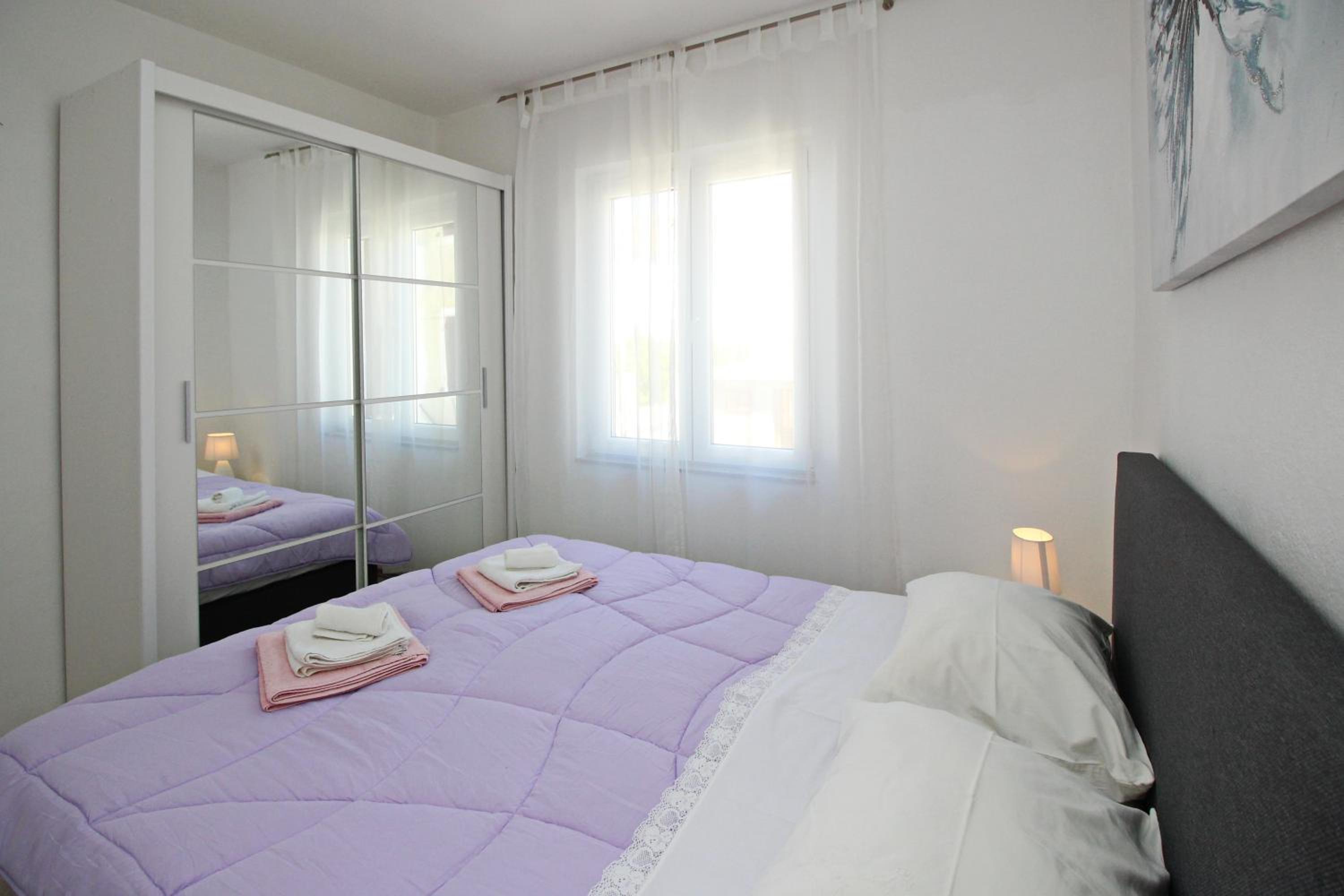 Apartment Plese