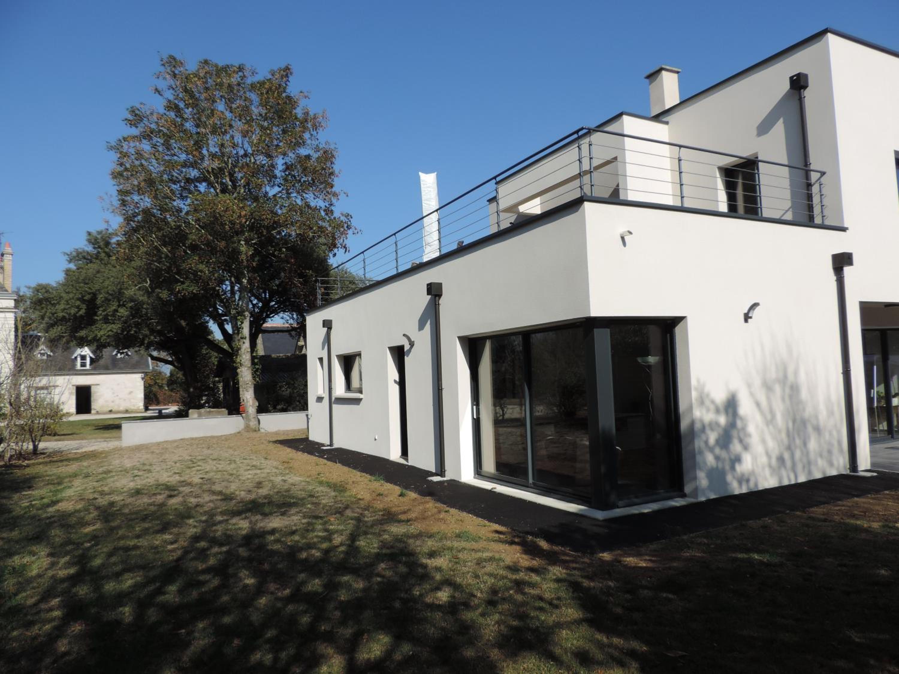 Beautiful Architect's House view 3