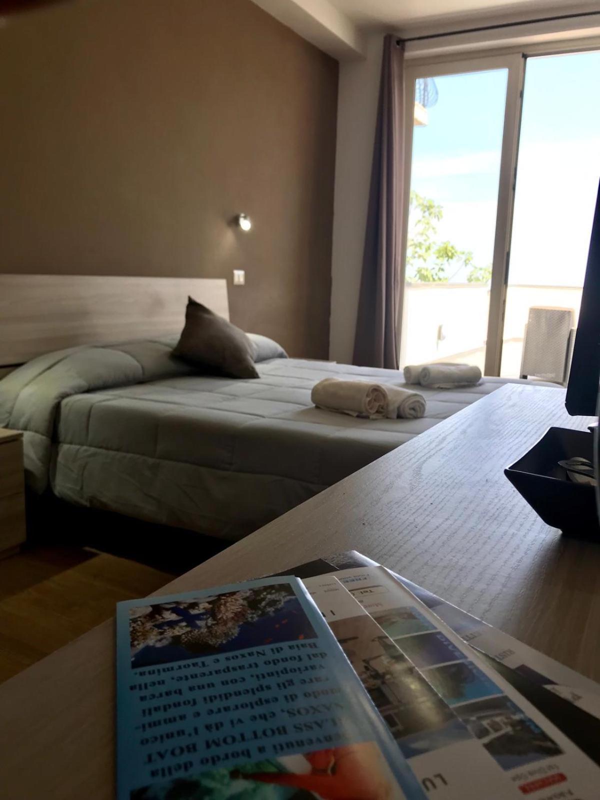 Luxury Suite terrazze e vista mare view 5