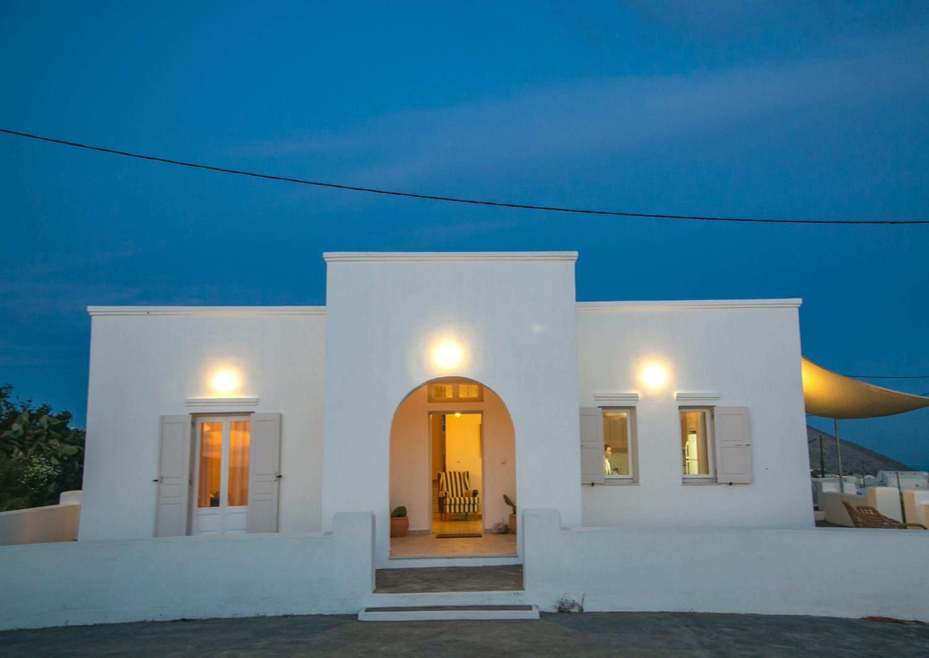 Caldera Sunset Villa view 2