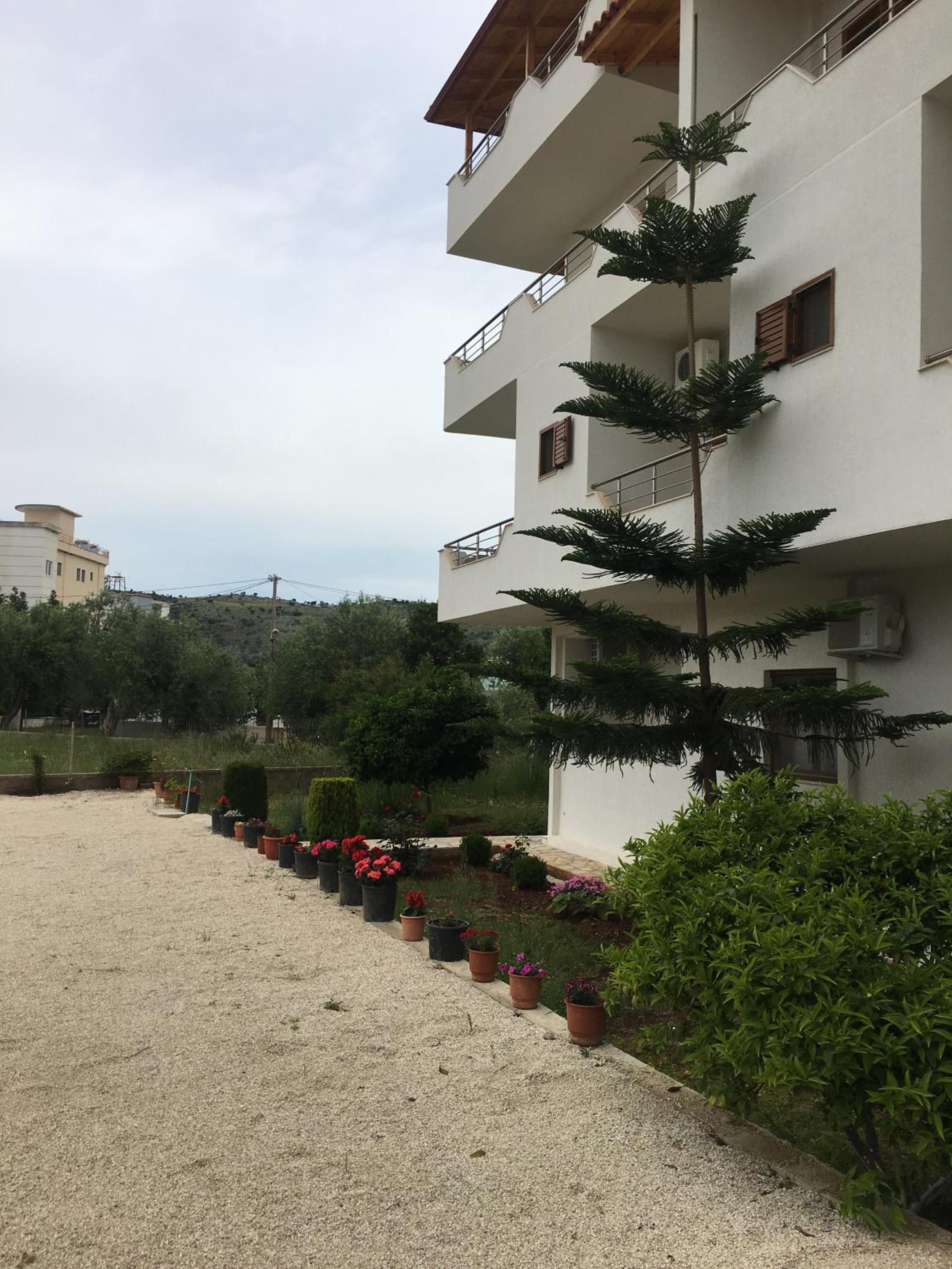Vila Balani