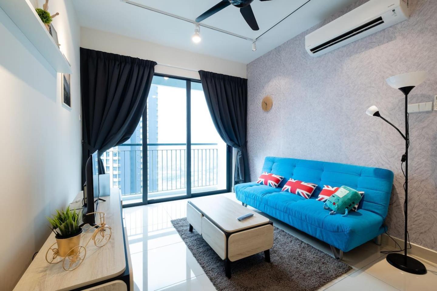 New Source KL Homestay, KLCC & MITEC 15Mins, (6-10 Pax)