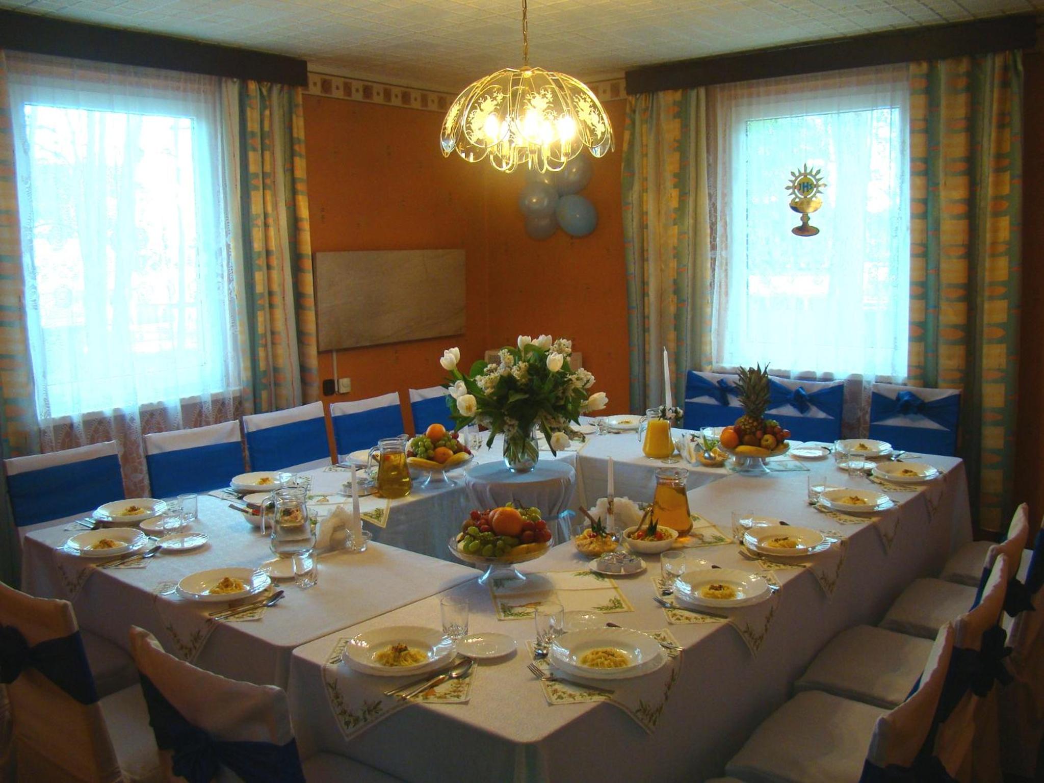 banquet hall