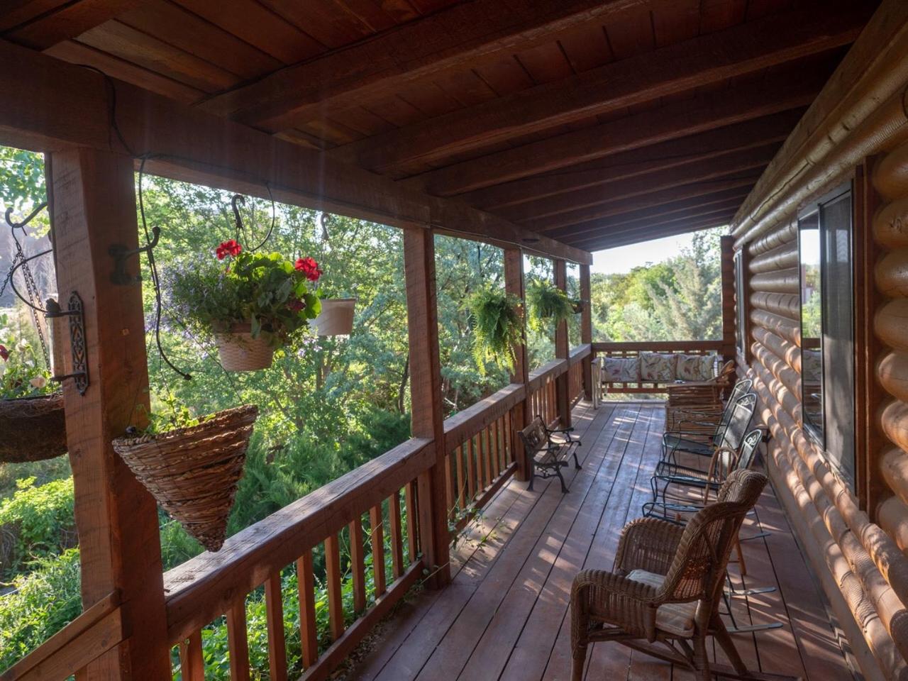 Canyon Wren Bed and Breakfast view 3