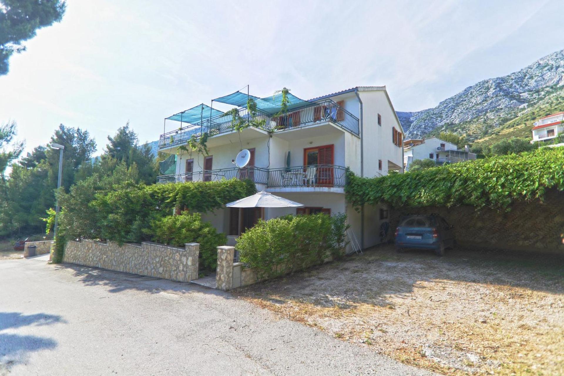 Apartments Josip - 100 m from beach