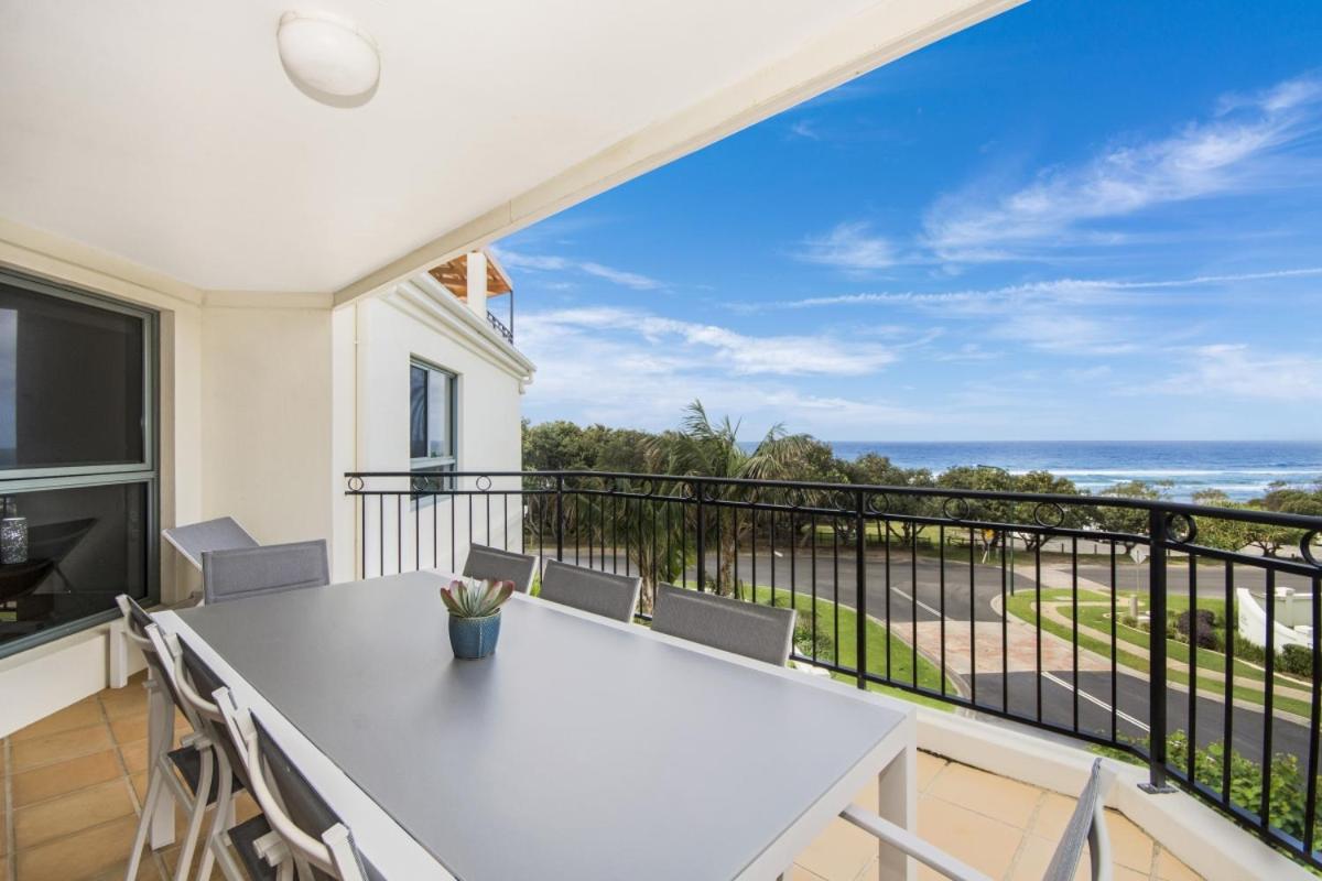 Hotel Breakers 2 12 - LJHooker Yamba - Image 1