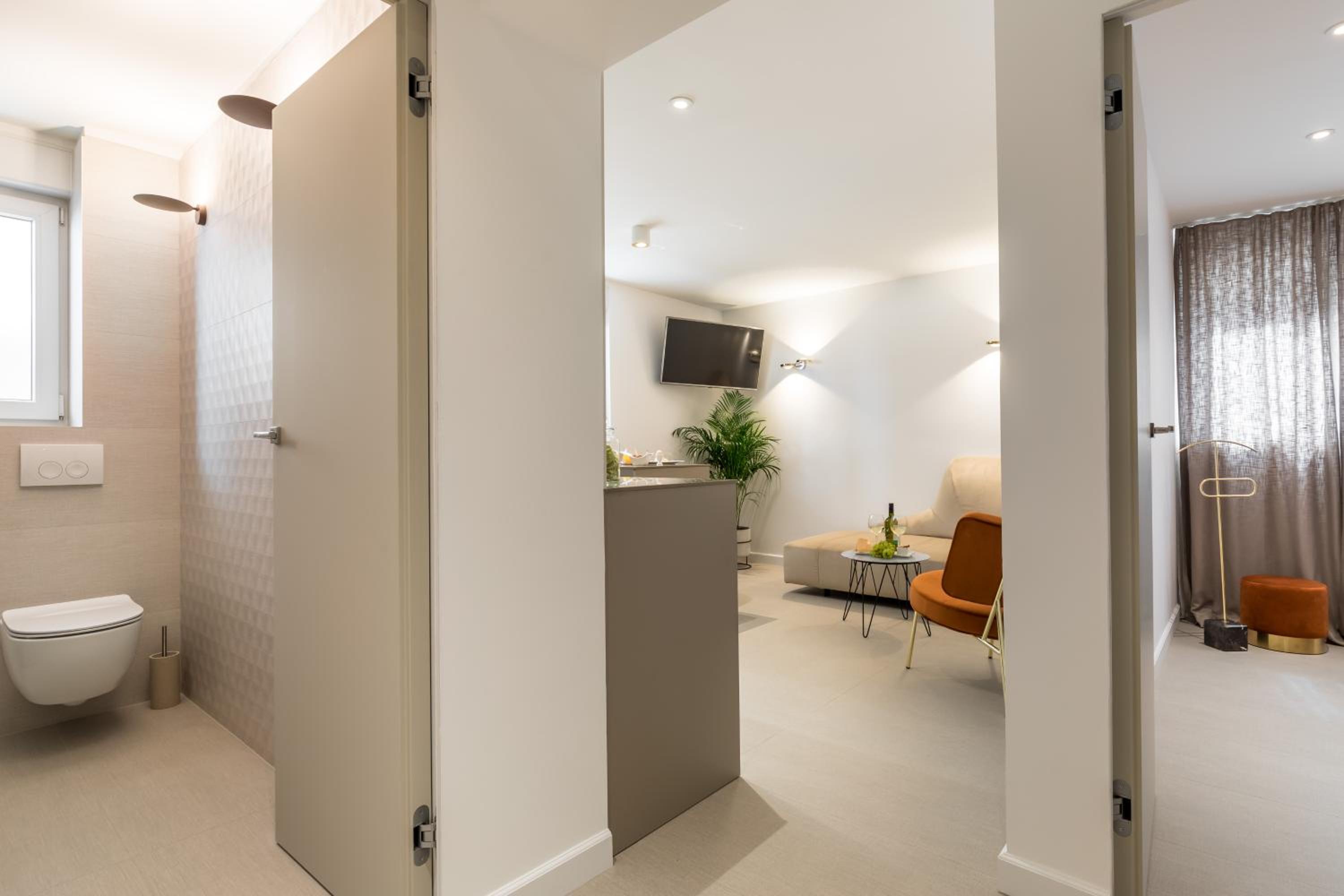 Park Residence view 3
