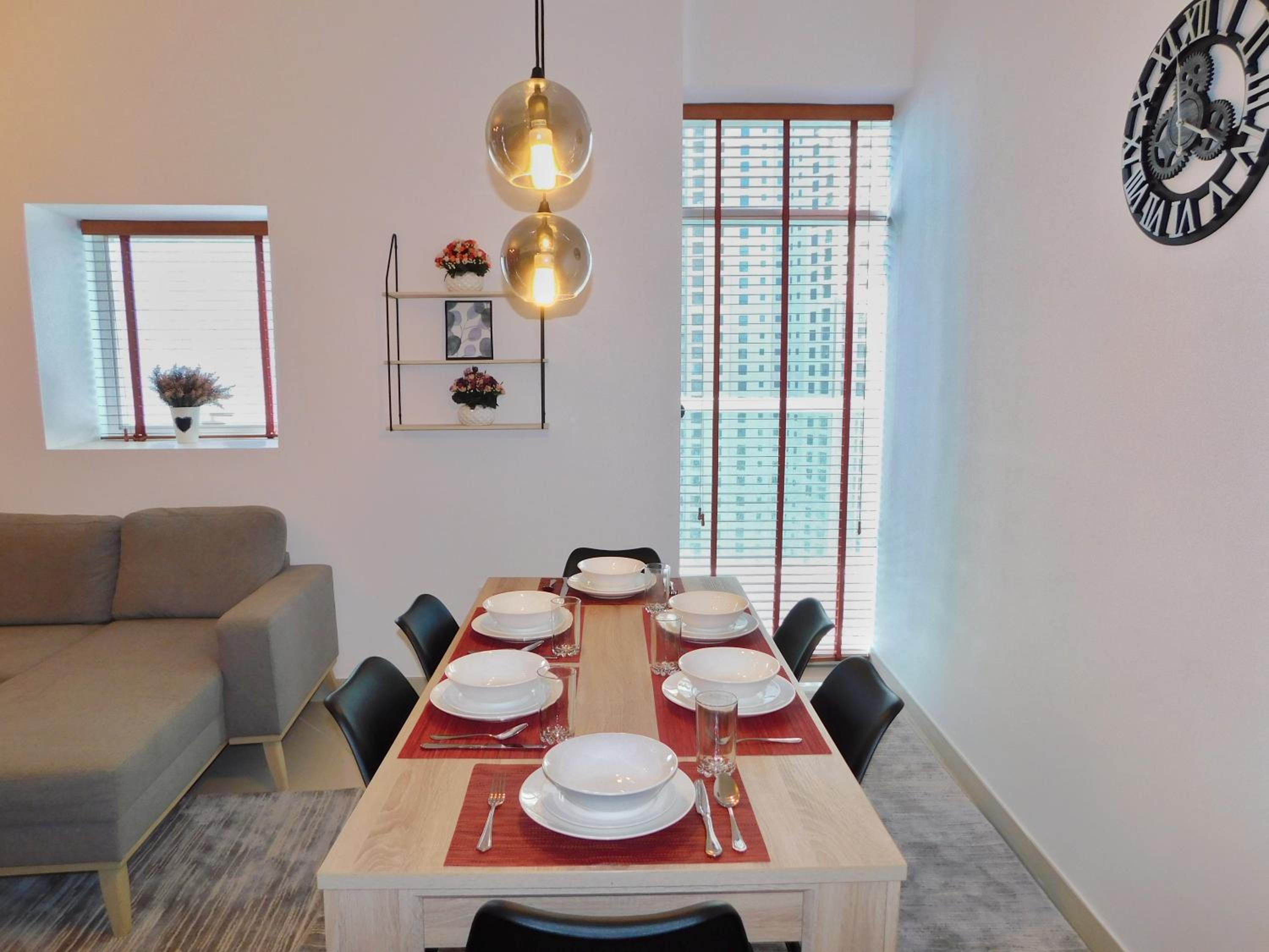 Luton Vacation Homes - Continental, Dubai Marina