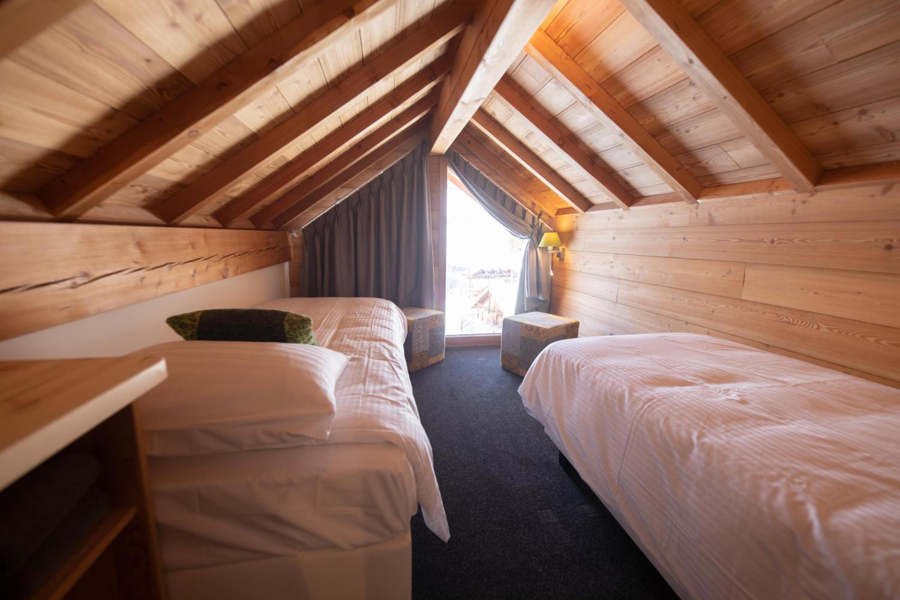 Puy-Saint-Vincent Vacations - Maison Puy Saint Vincent - Property Image 1