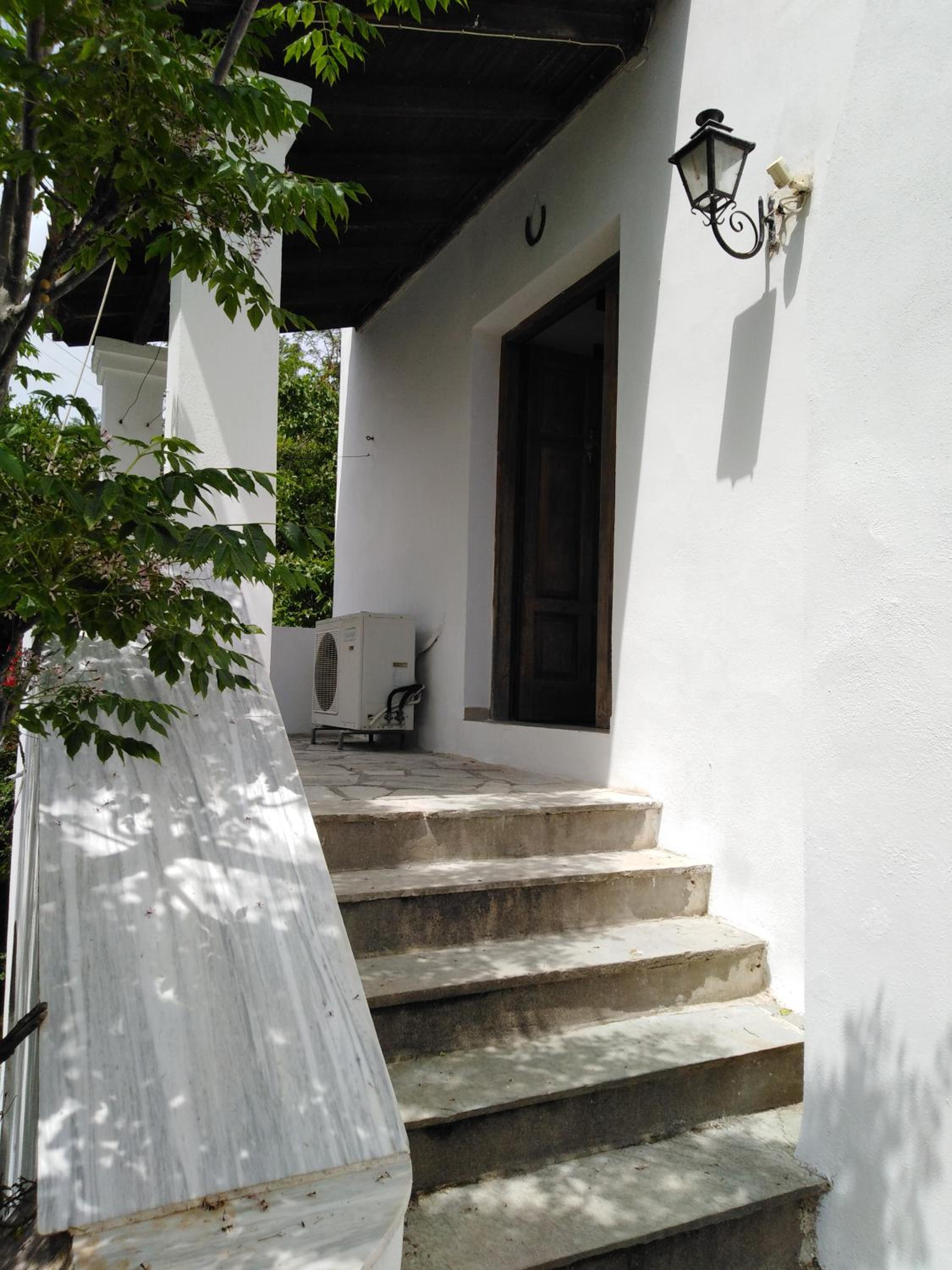 Photo 34