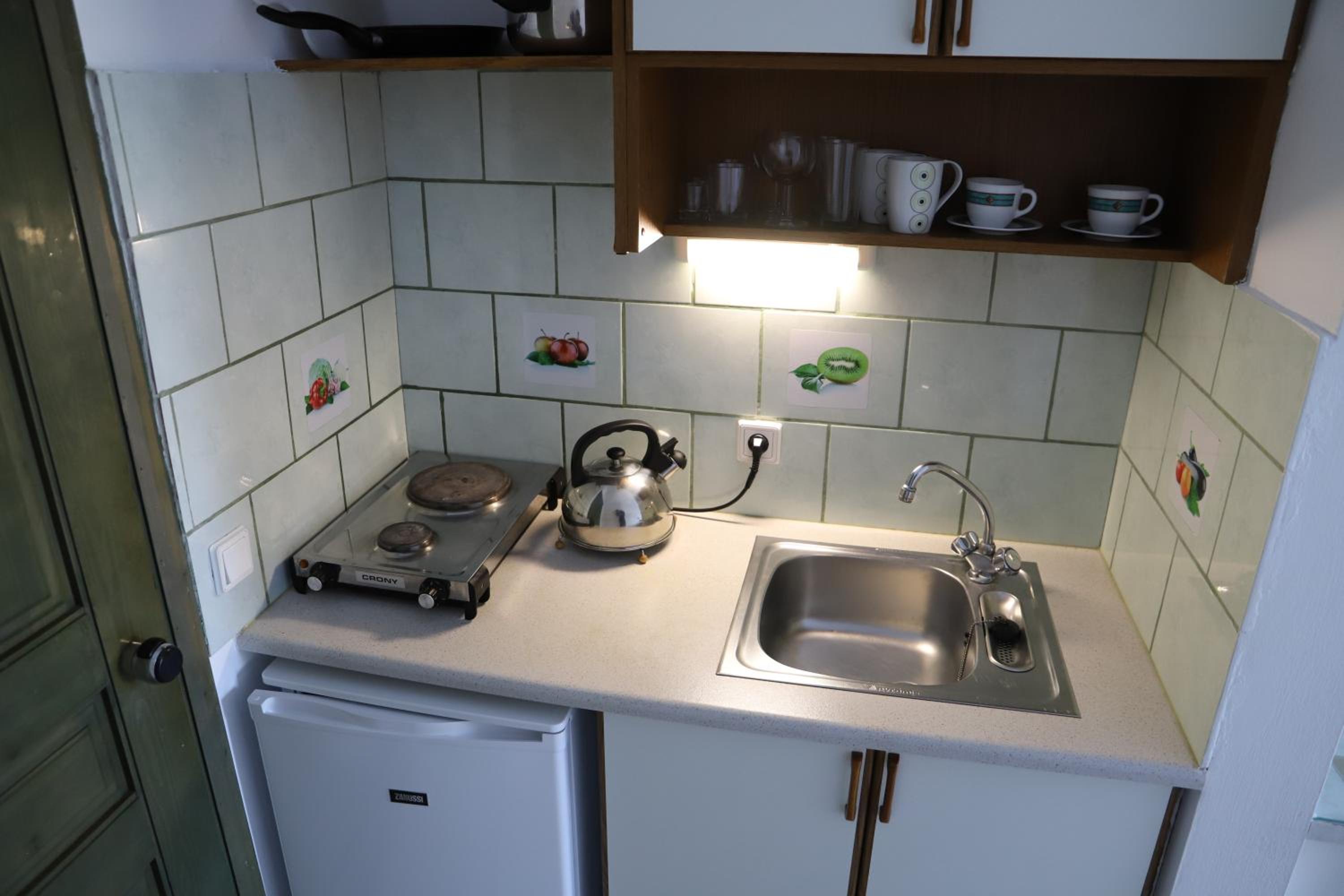 Photo 11