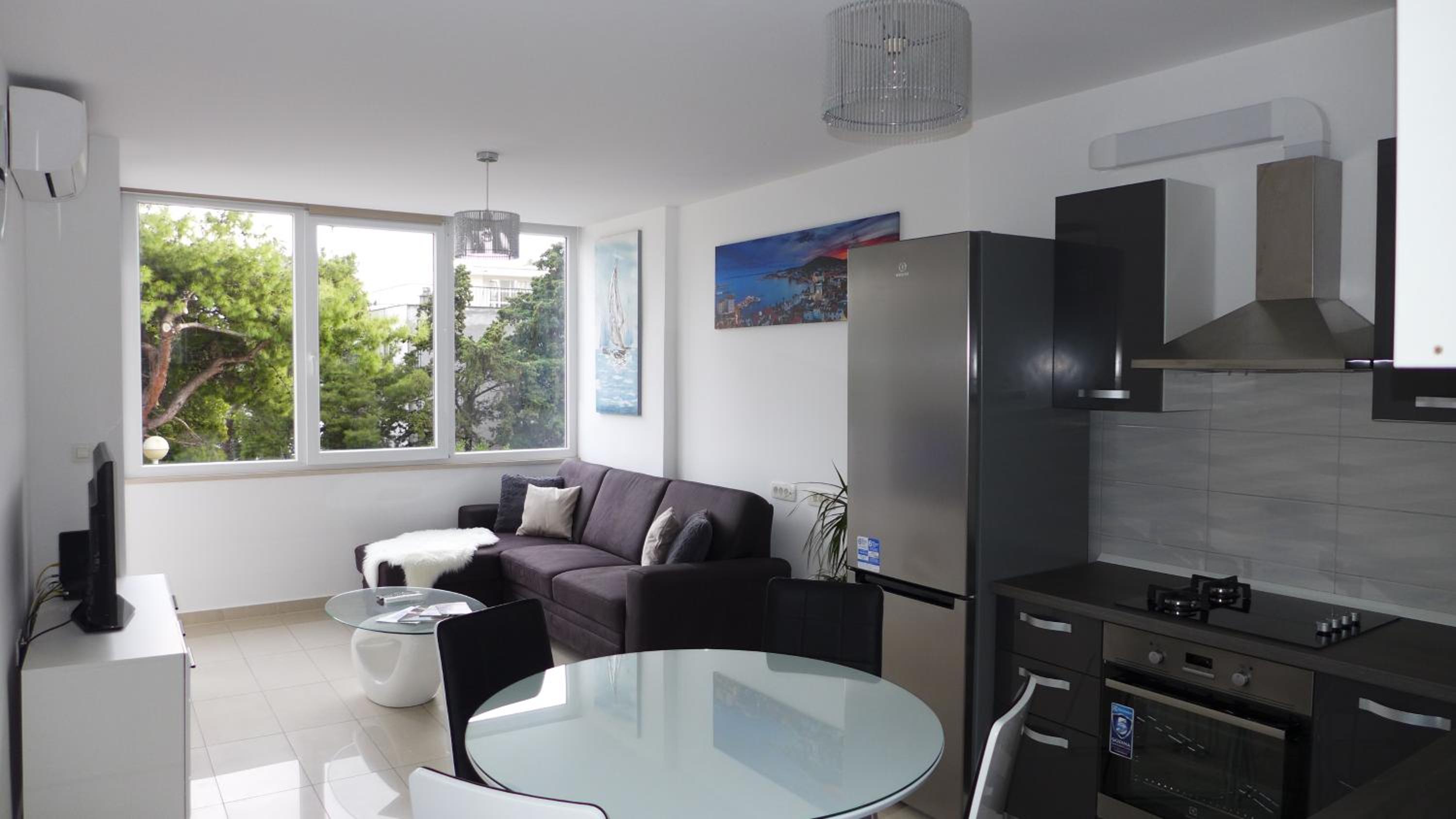 Apartment Spartium Split view 3