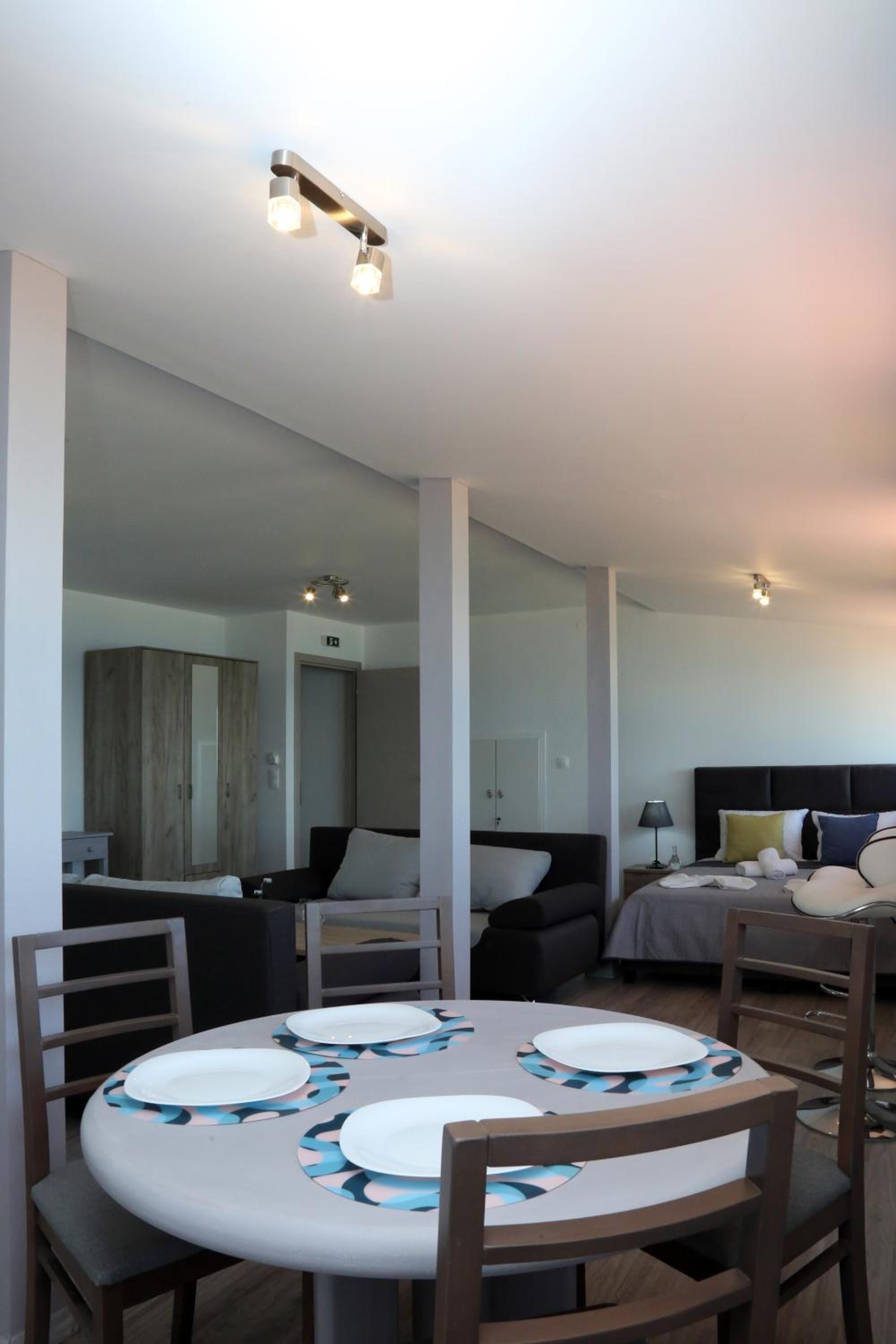 Ermioni Apartments