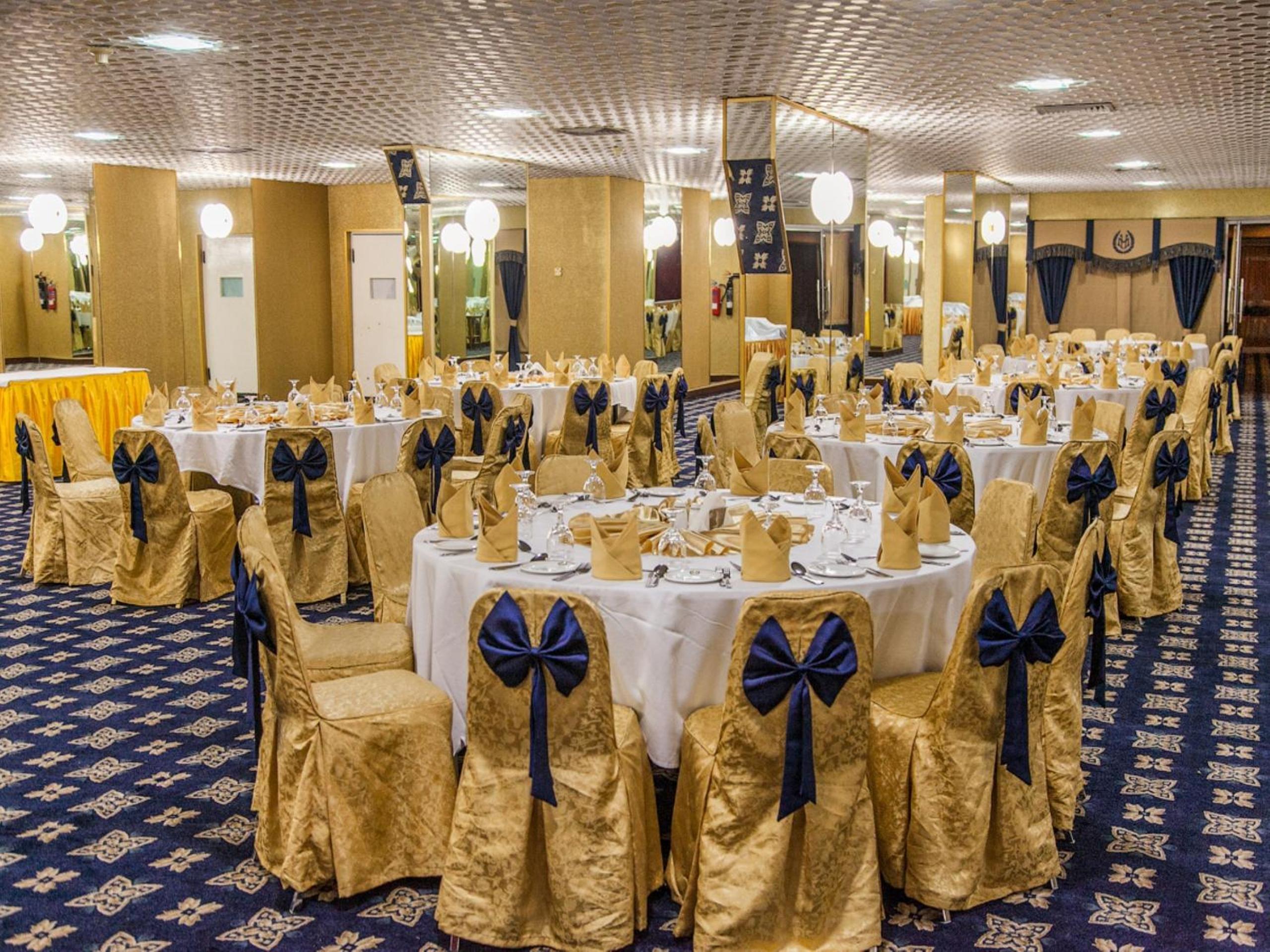 banquet hall
